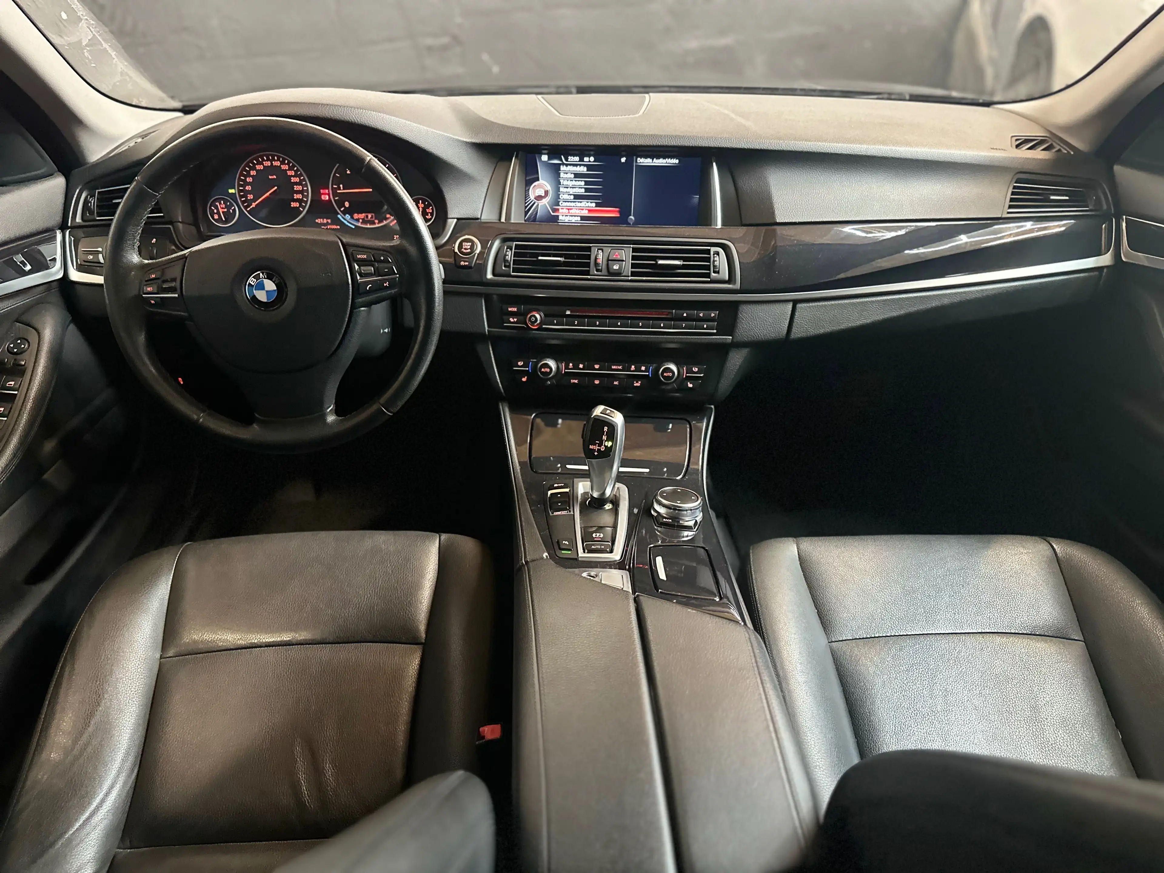 BMW 518 Touring 518 dA — photo 12