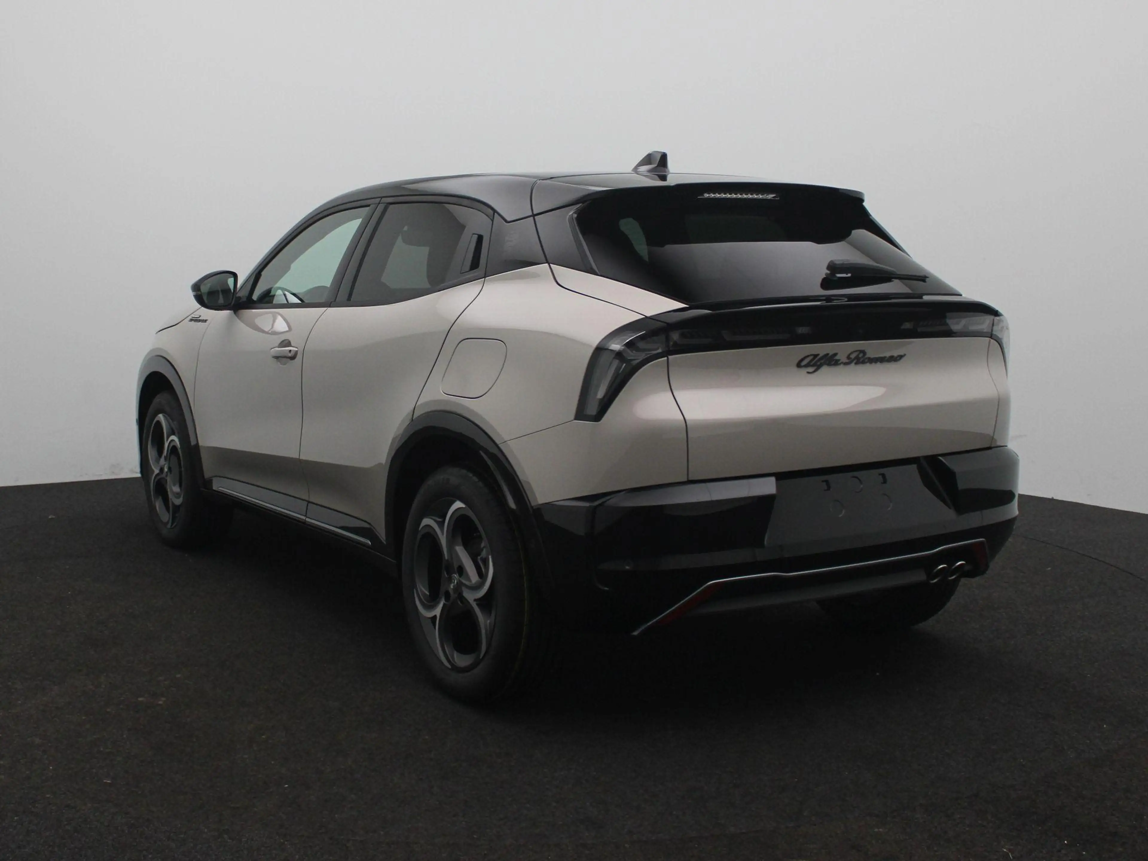 Alfa Romeo Junior 1.2 Turbo Hybrid Ibrida Sport Speciale | Techno Pa — photo 2