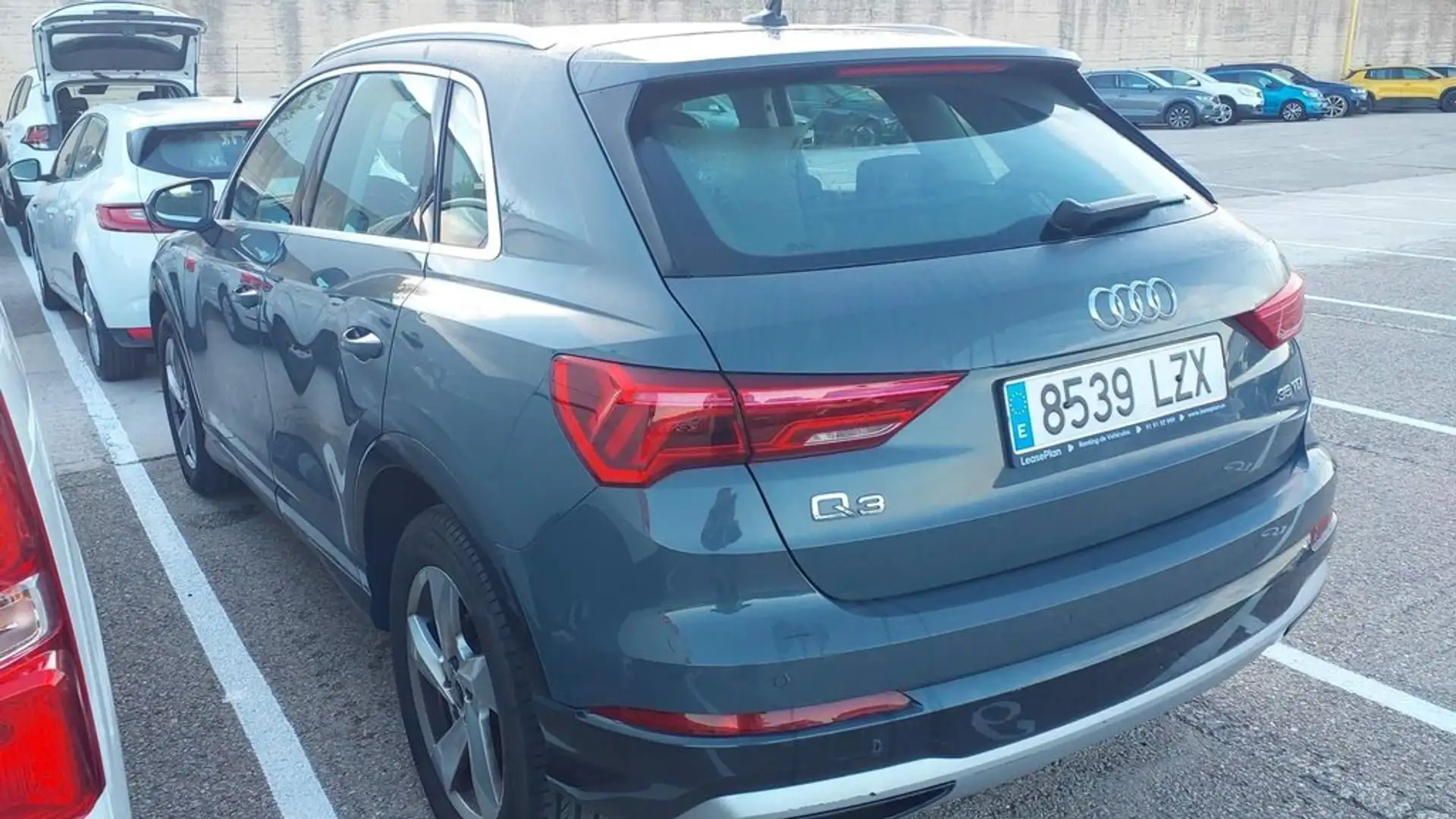 Audi Q3 35 TDI Advanced S tronic 110kW Gris - 2