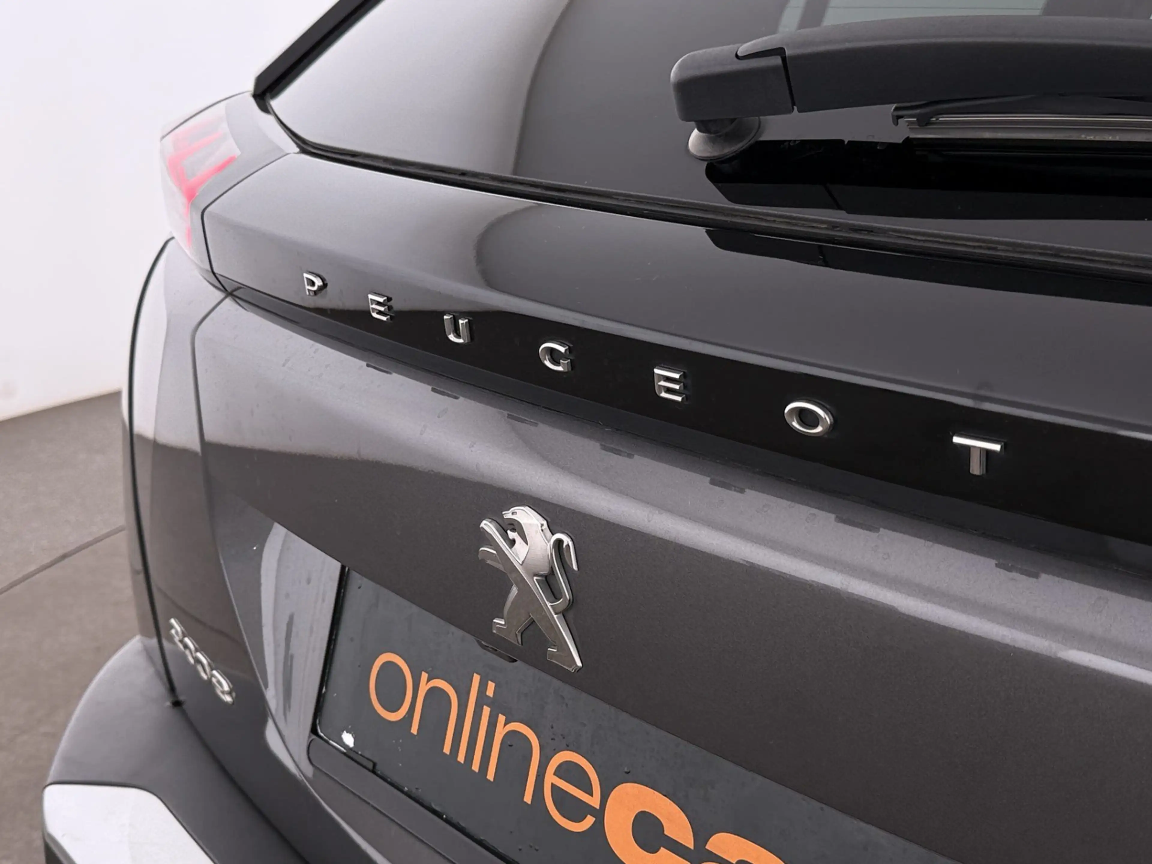 Peugeot 2008 1.2 PureTech 130 GT LED LEDER NAVI SITZHZG — photo 10