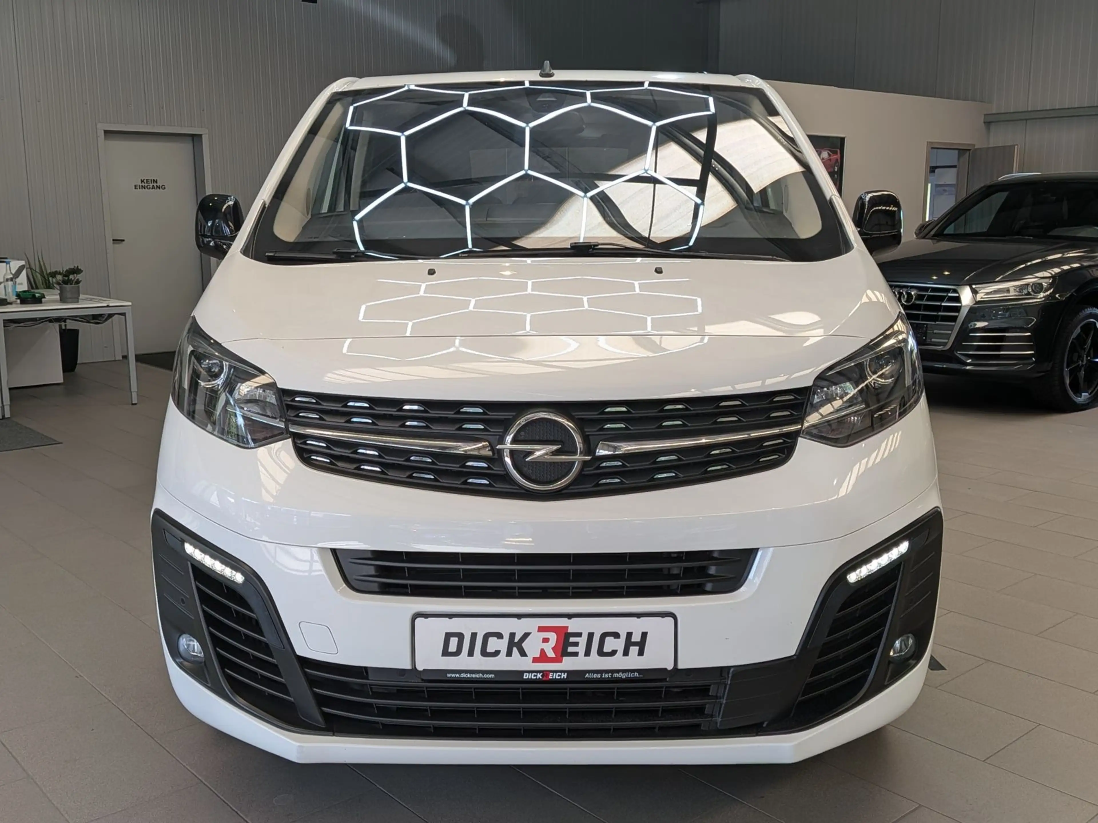 Opel Zafira M 2.0Aut. Life LED*CAM*HUD*ACC*AHK*8-SITZ — photo 8