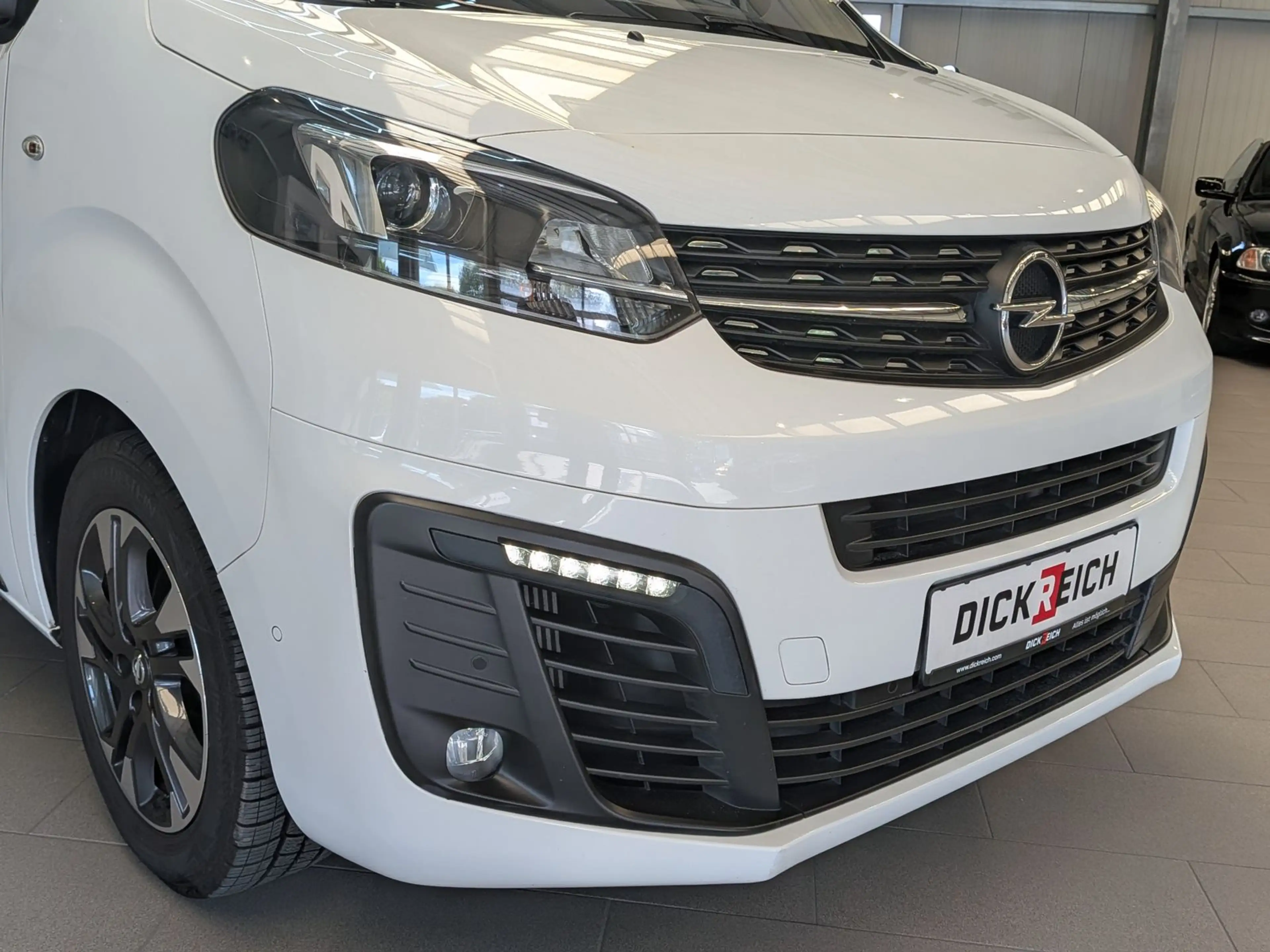 Opel Zafira M 2.0Aut. Life LED*CAM*HUD*ACC*AHK*8-SITZ — photo 9
