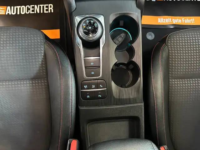 Ford Focus view 11