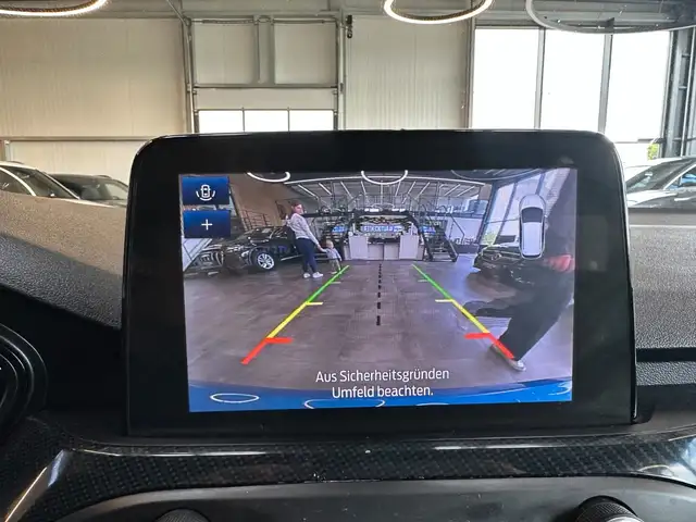 Ford Focus view 15