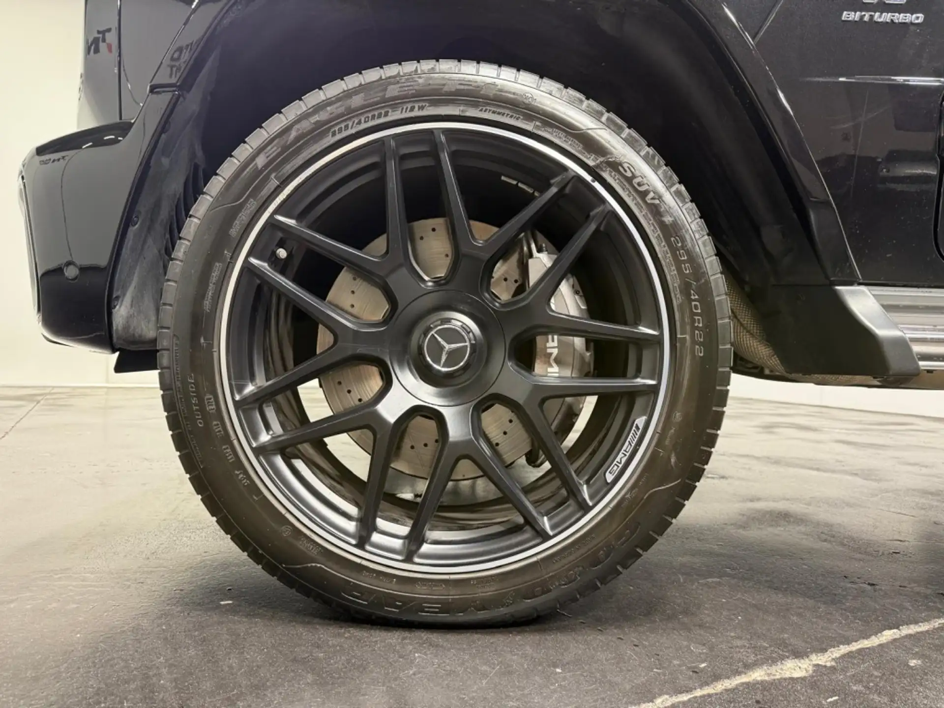 벤츠 G-Class G 63 AMG 2024 검정 사진 7