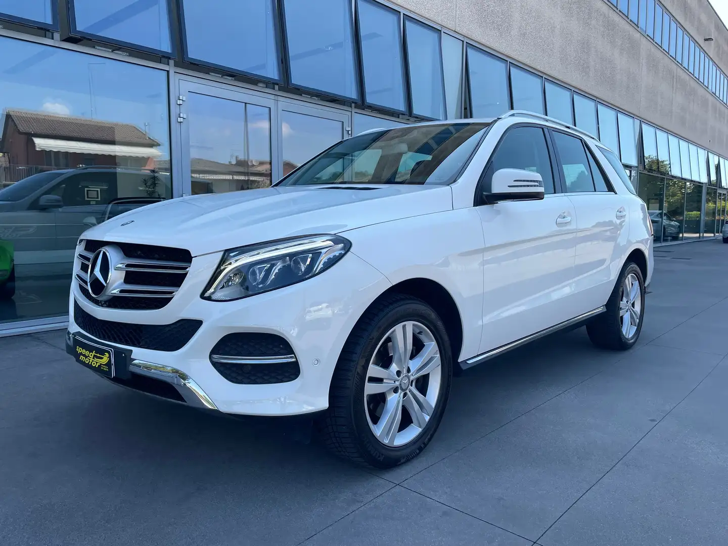 Mercedes-Benz GLE 250 W166 d Premium 4matic auto in perfette condizioni Bianco - 1