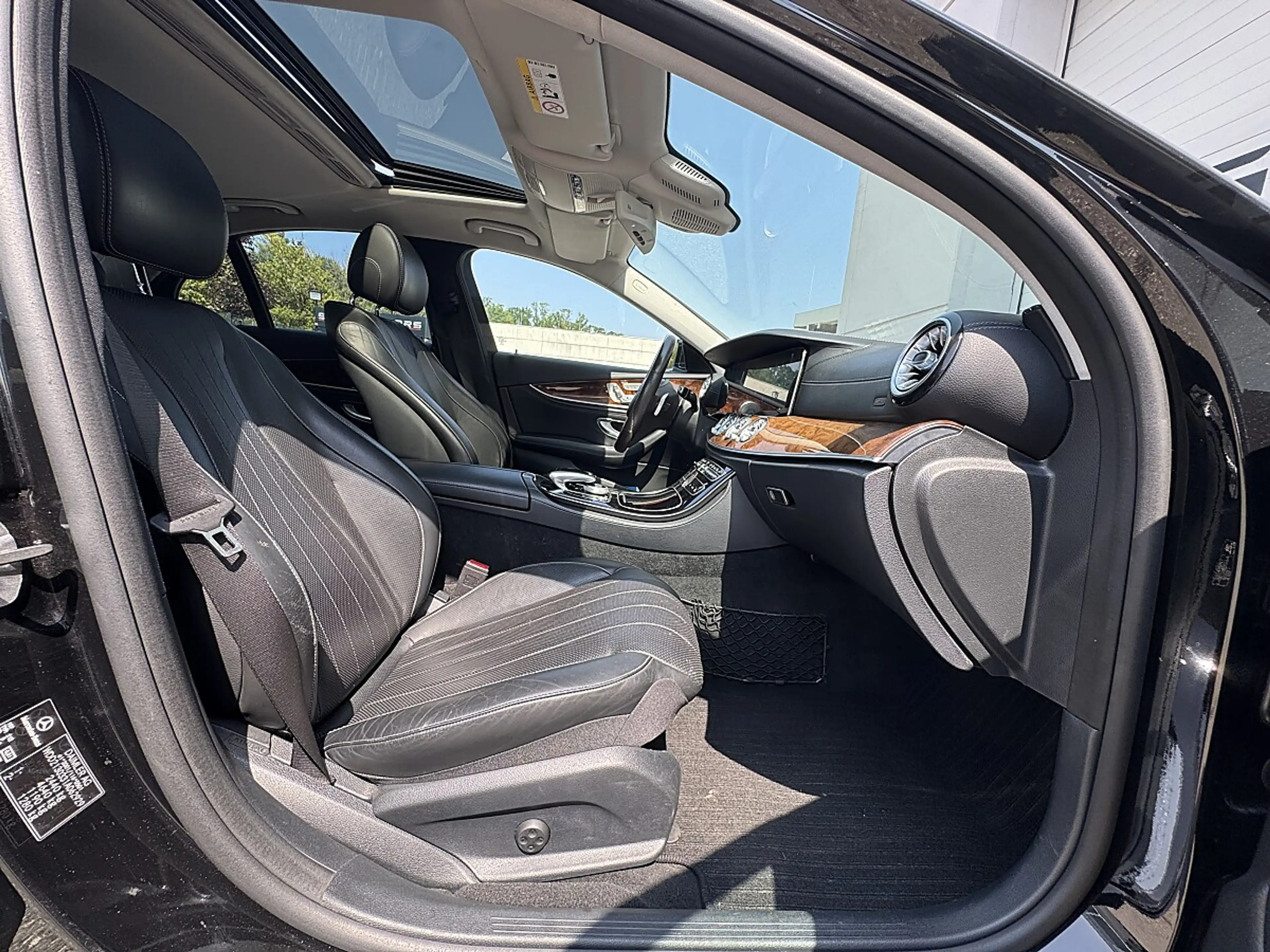 Mercedes-Benz E 350 d Aut. — photo 11