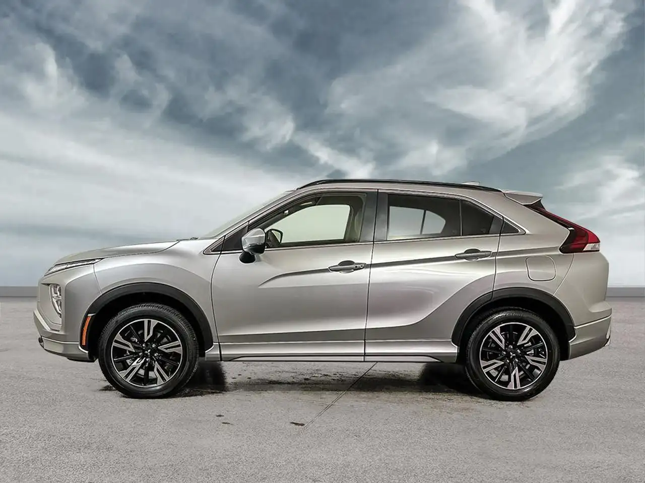 Mitsubishi Eclipse Cross снимка Mitsubishi Eclipse Cross