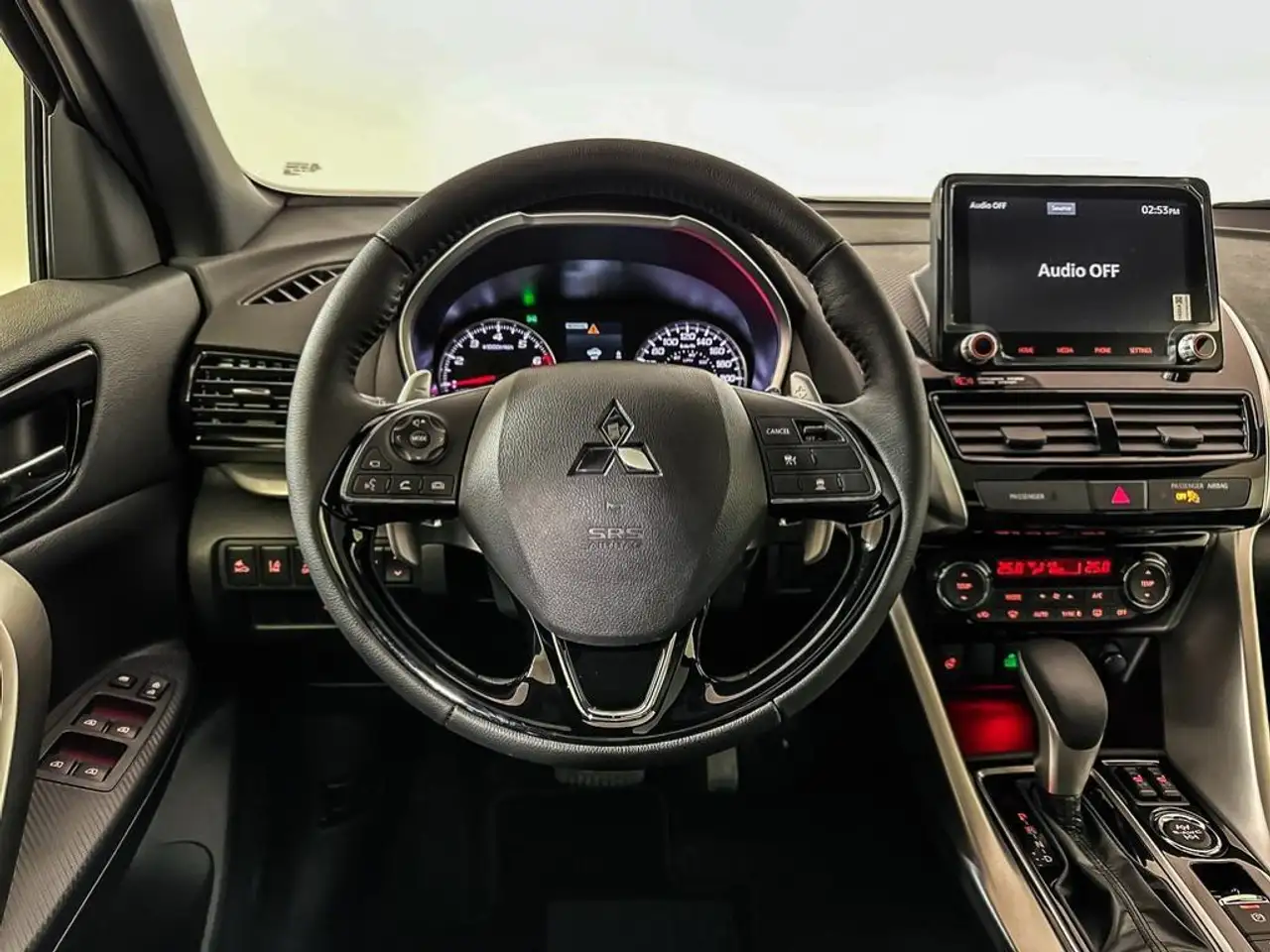 Mitsubishi Eclipse Cross снимка Mitsubishi Eclipse Cross