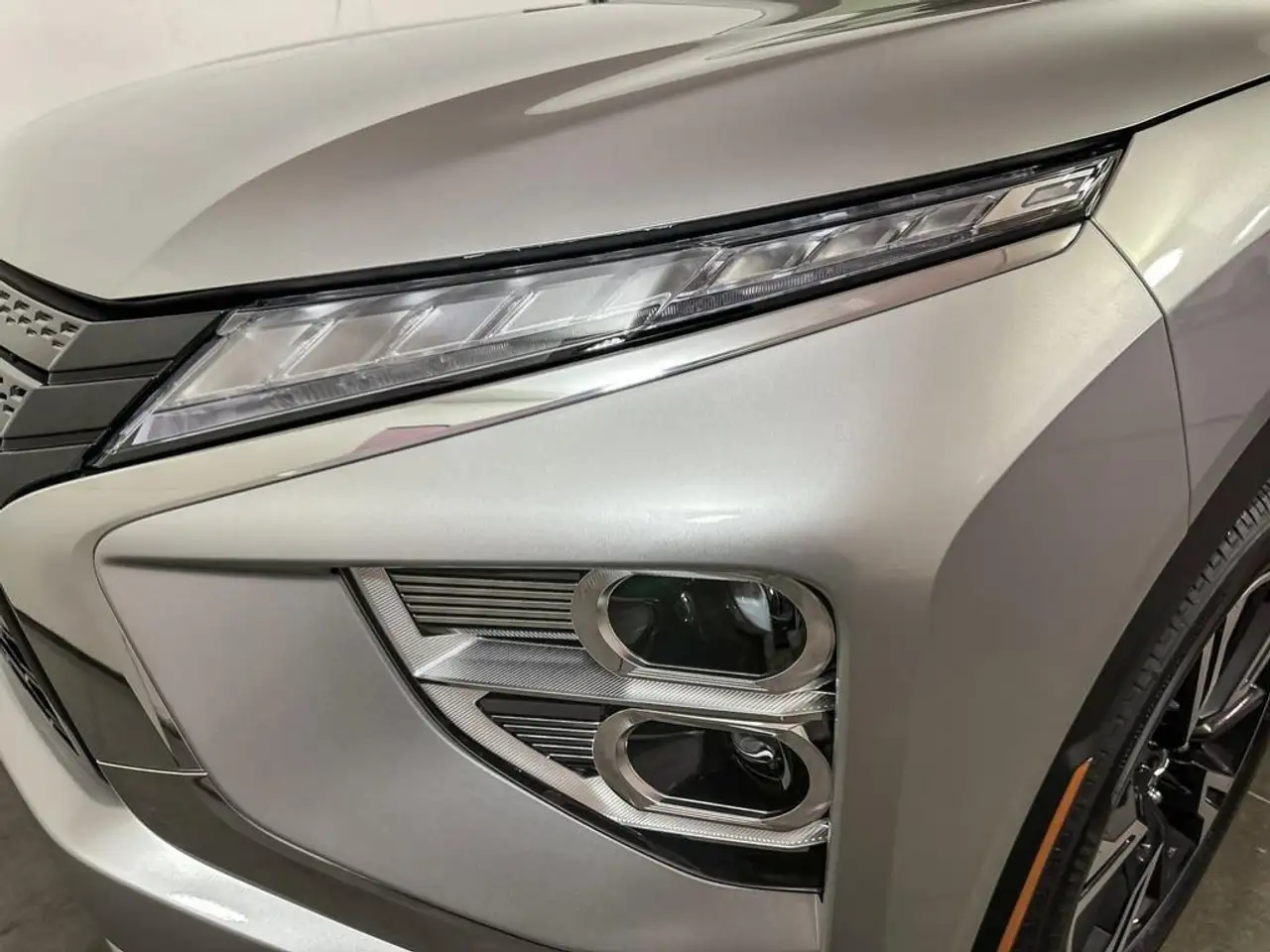 Mitsubishi Eclipse Cross снимка Mitsubishi Eclipse Cross