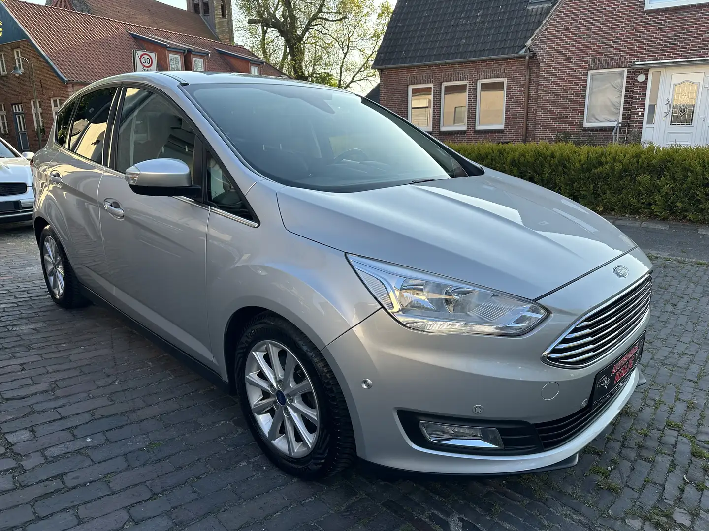 Ford C-Max Titanium Silber - 2