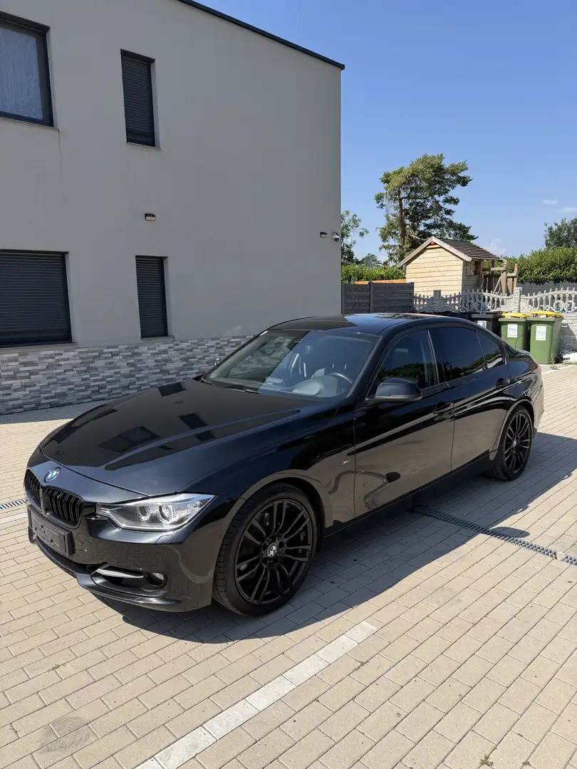 BMW 328 328 i Schwarz - 1