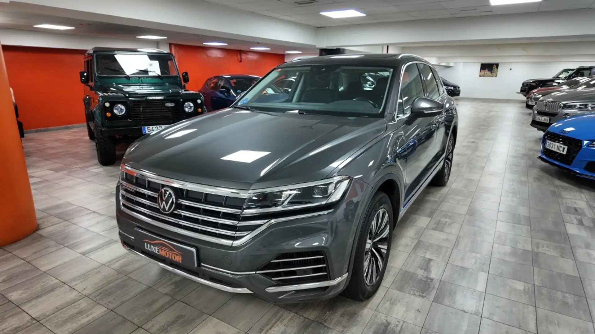 Volkswagen Touareg 3.0TSI V6 eHybrid Elegance 4Motion Tiptronic Grigio - 1