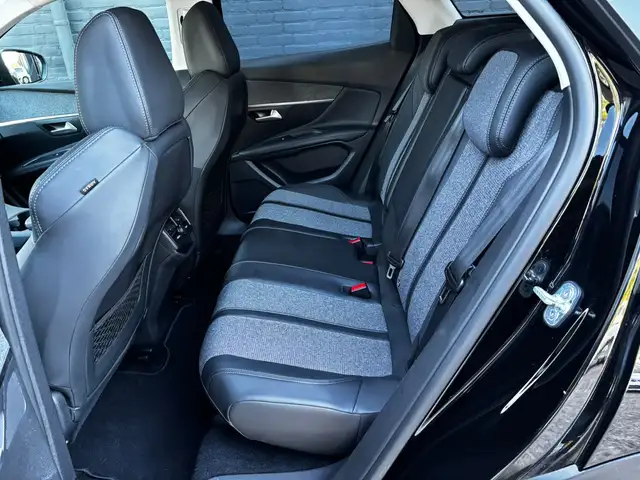 Peugeot 3008 view 15