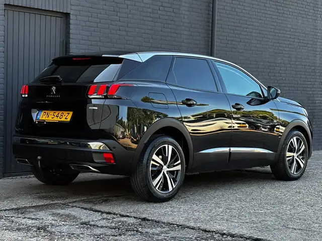 Peugeot 3008 view 9