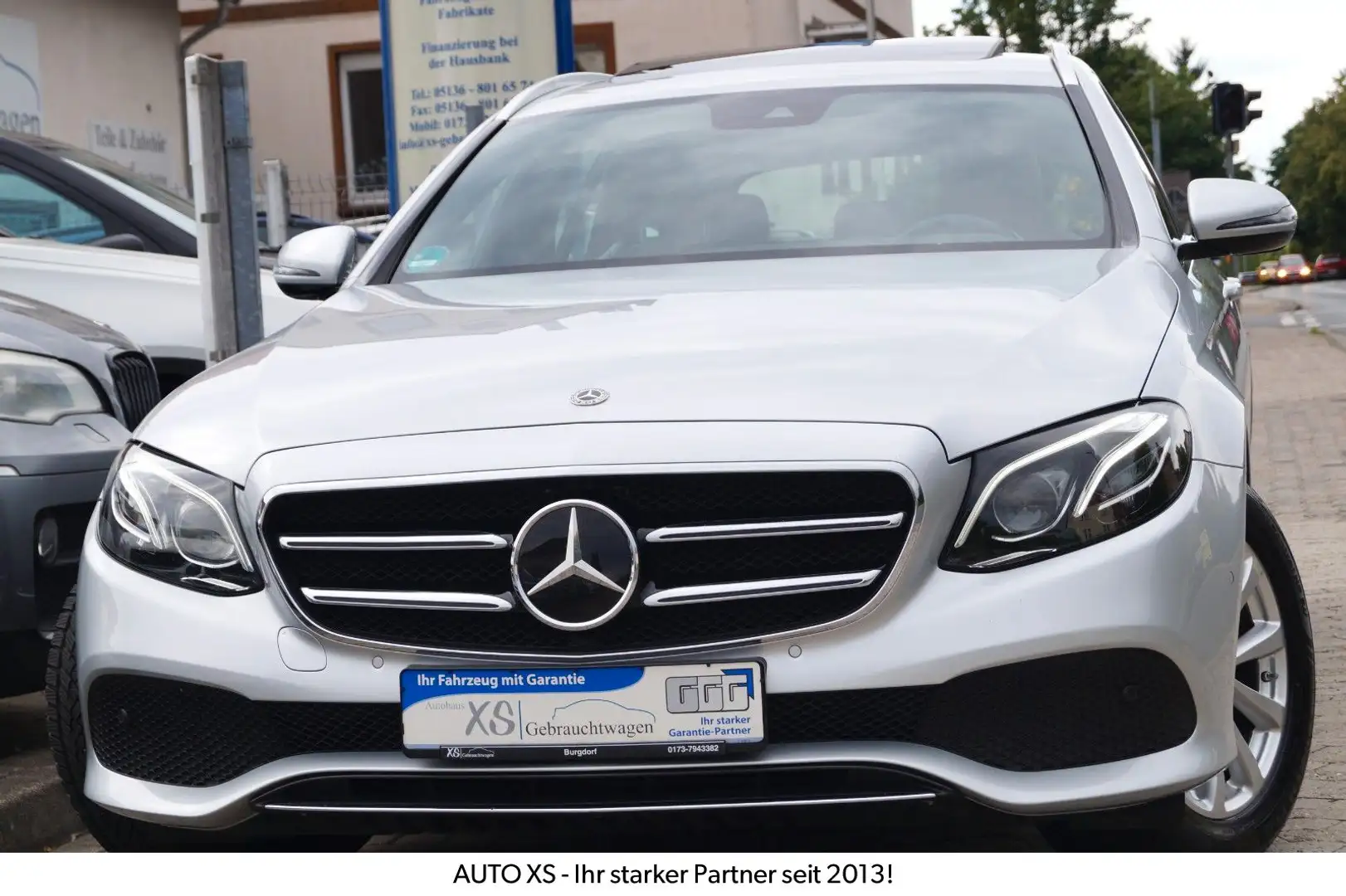 Mercedes-Benz E 220 d T 9G-Tronic Avantgarde aus 2.Hand! Totwi Argent - 1