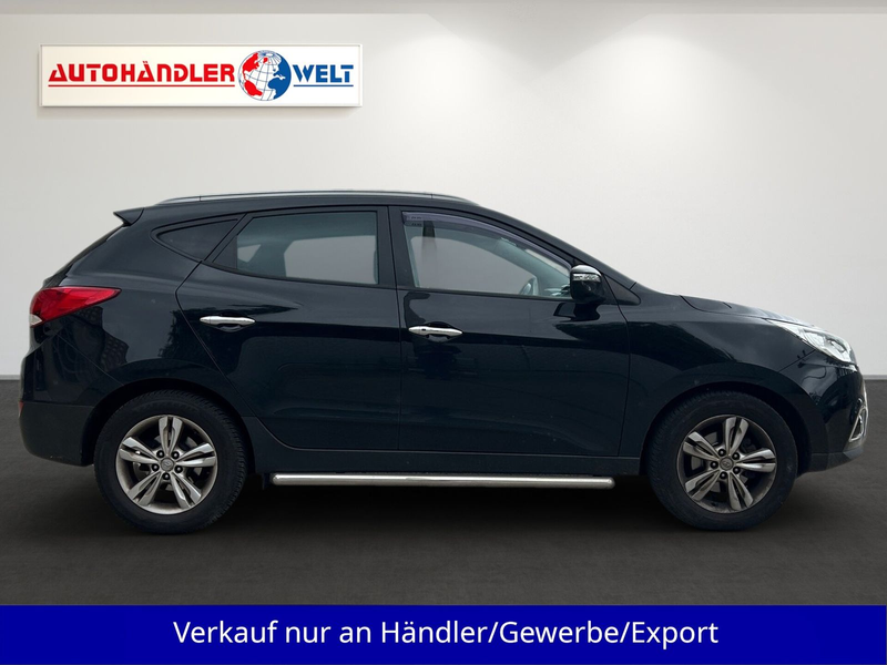 Hyundai iX35 2.0 CRDi AWD Automatik Leder SHZ PDC — photo 4