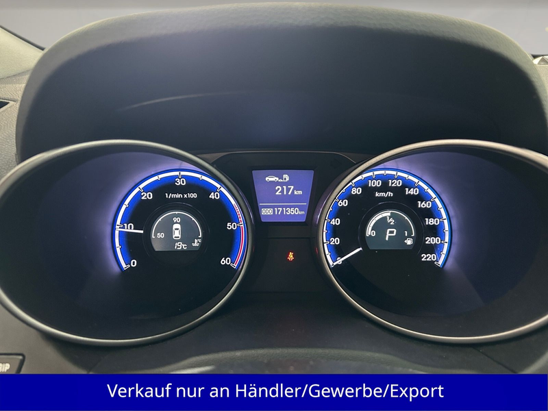 Hyundai iX35 2.0 CRDi AWD Automatik Leder SHZ PDC — photo 10