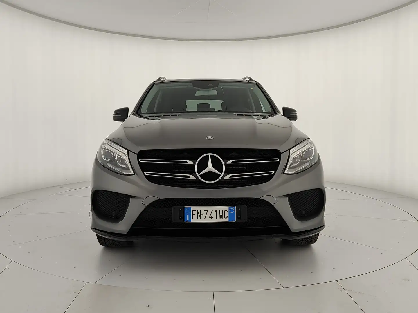 Mercedes-Benz GLE 350 D 4Matic PREMIUM - Grau - 2