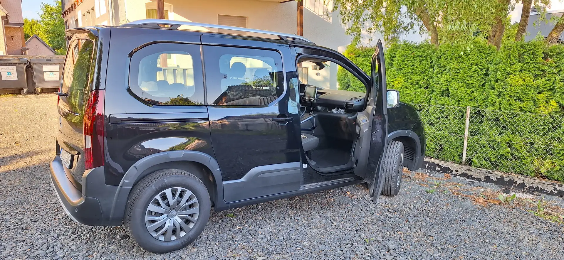 Peugeot Rifter Rifter BlueHDI 130 L1 GT Schwarz - 2