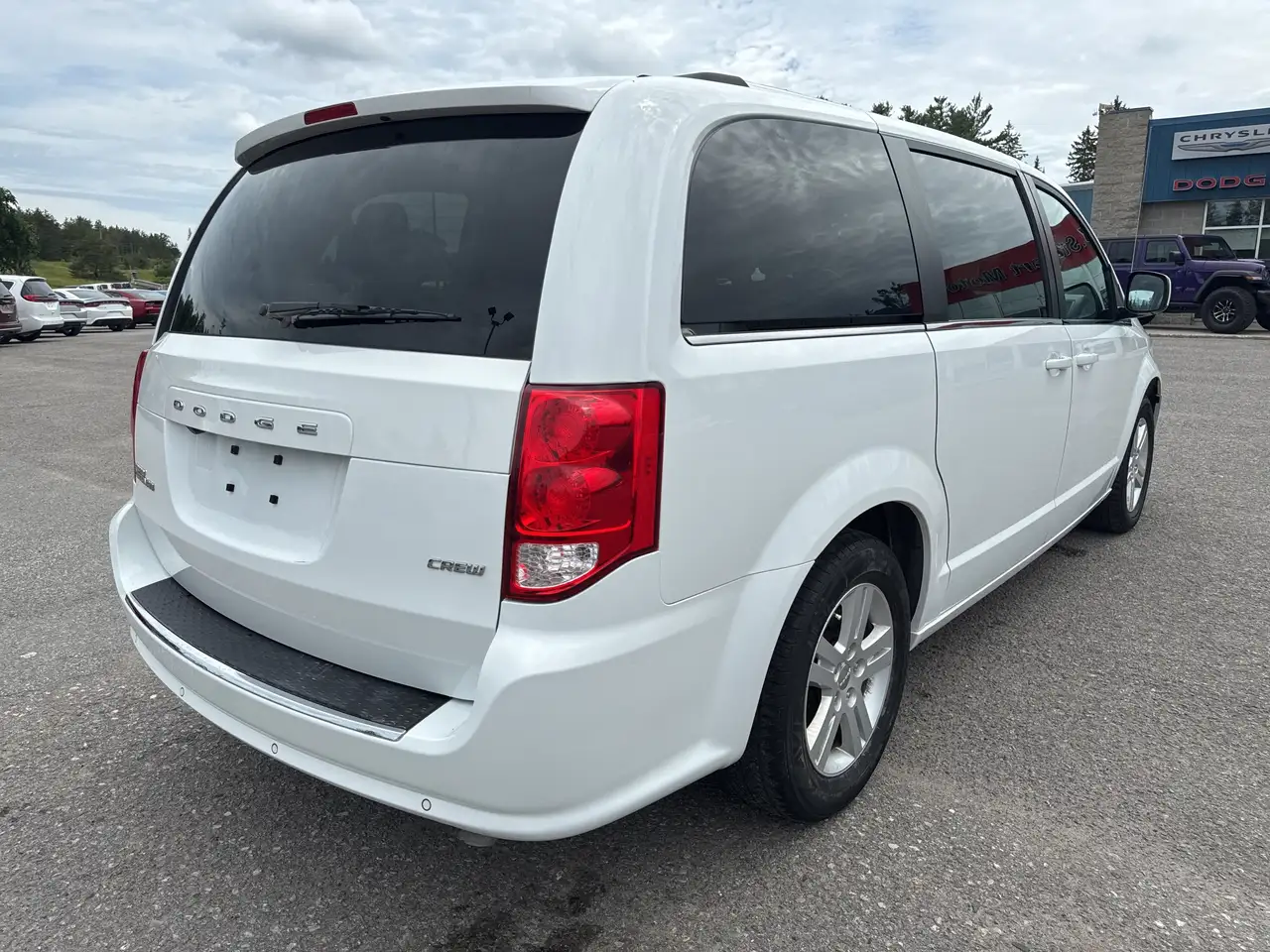 Dodge Grand Caravan photo Dodge Grand Caravan