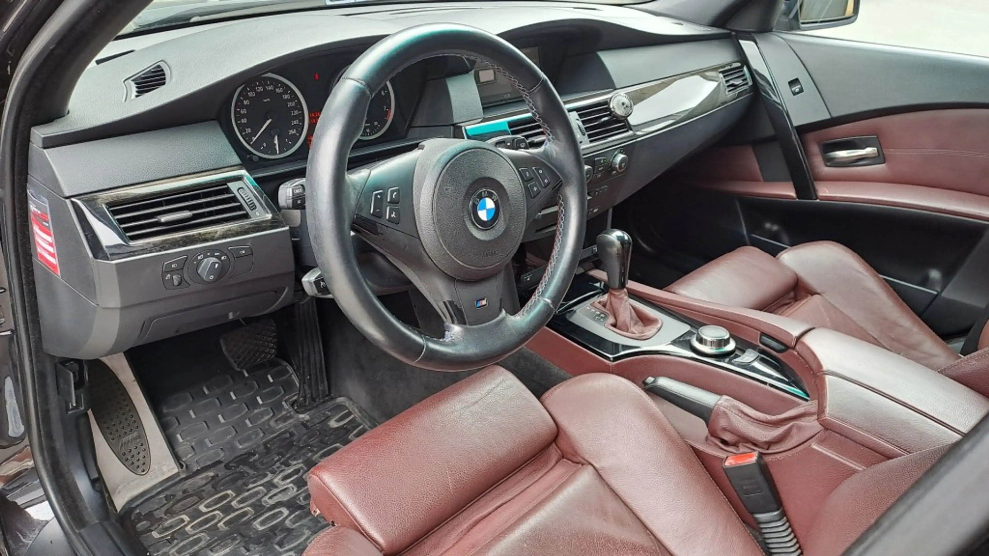 BMW 525 2.5/2007/218pk/AUT/18'/M Pakket/High Executive — photo 13