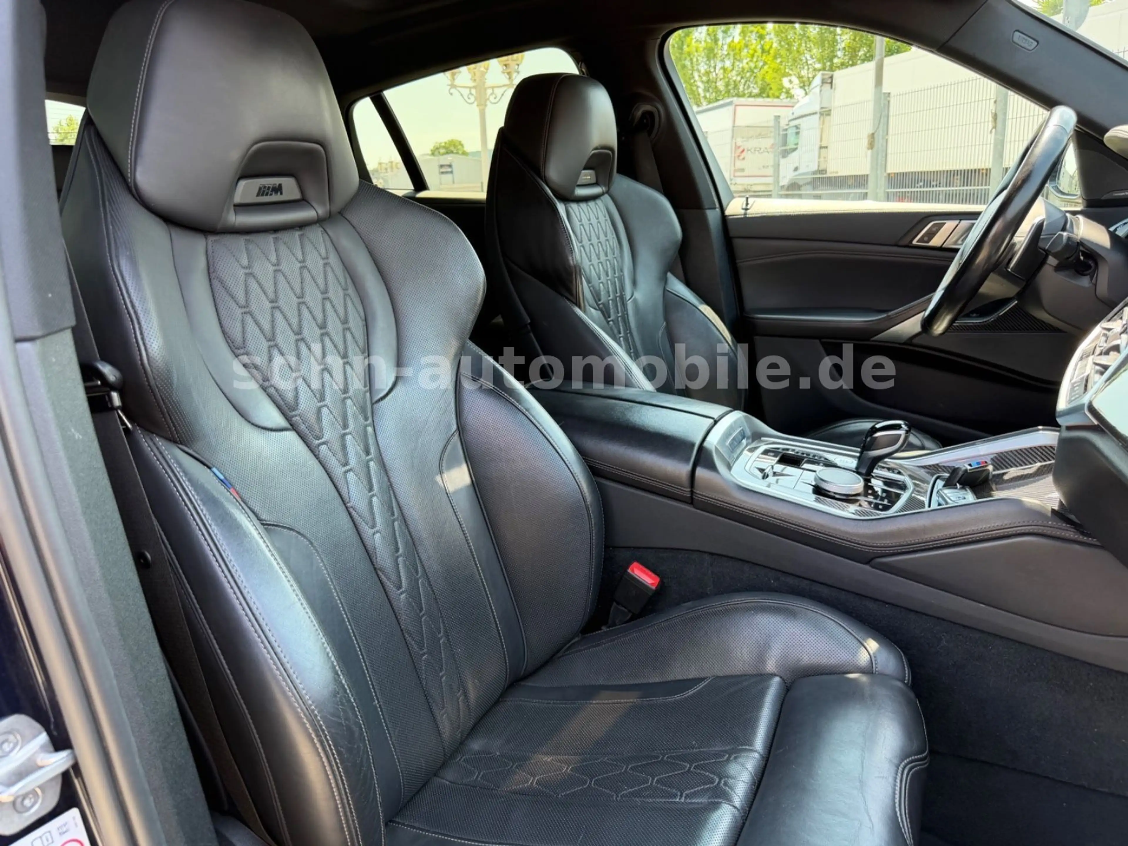 BMW X6 xDr 40d M-Sport M-Sitze/2-Achs/Pano/Laser/H&K