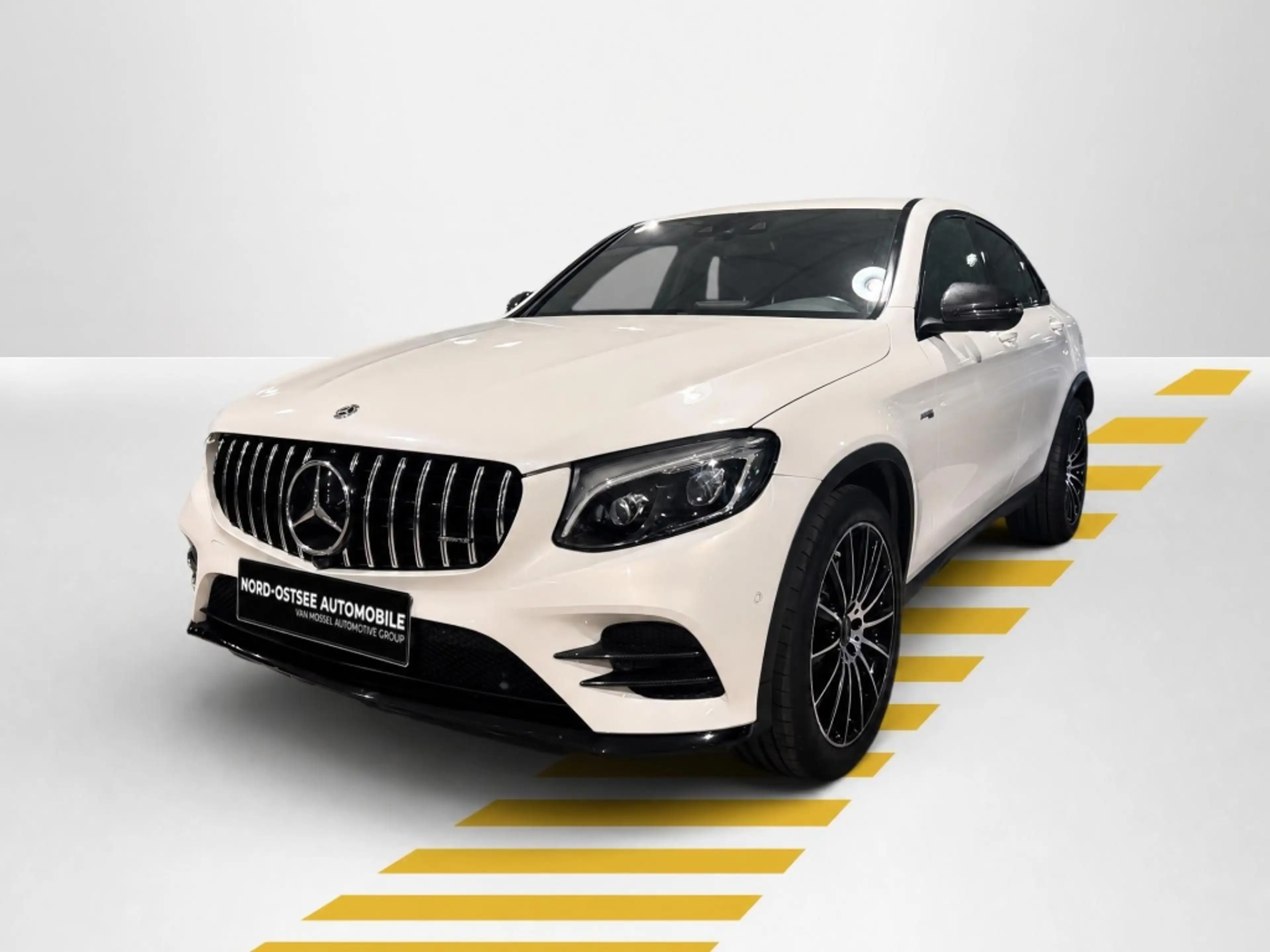 Mercedes-Benz GLC 43 AMG 4MATIC COUPE NIGHT PAKET BURMESTER — photo 2