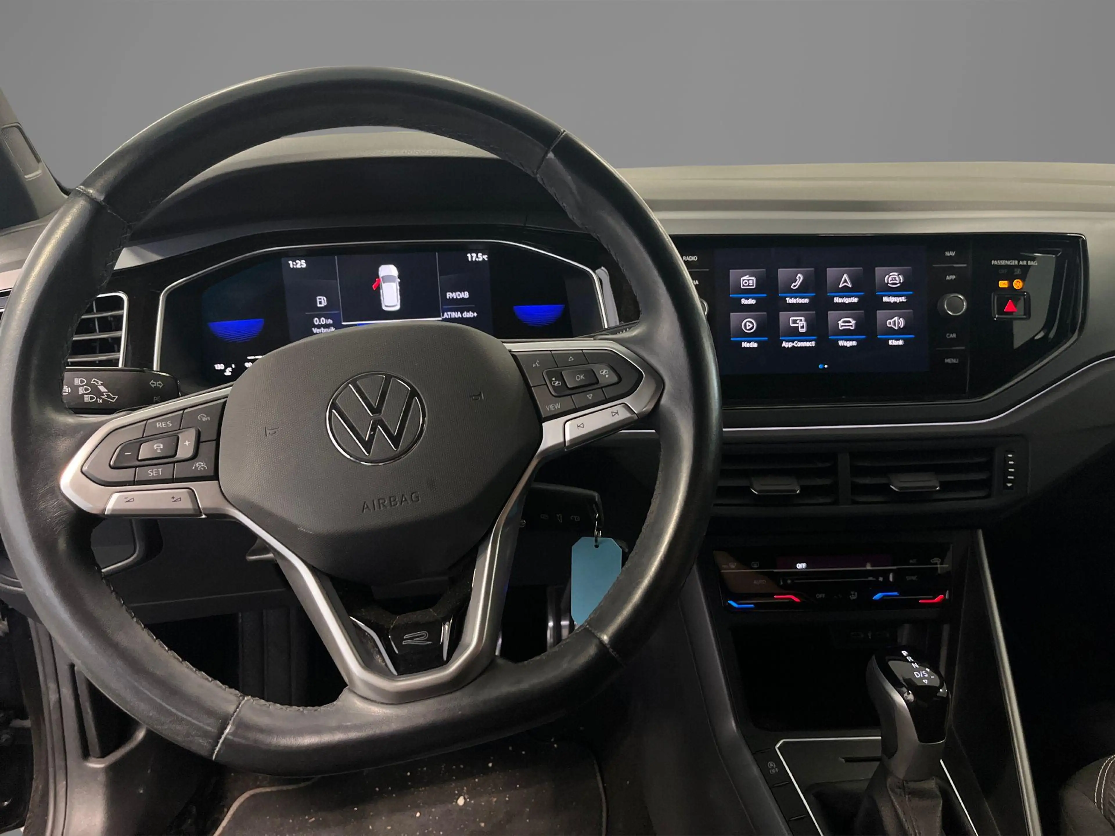 Volkswagen Polo 1.0 TSI 110pk DSG R-Line Business · Apple/Android — photo 12