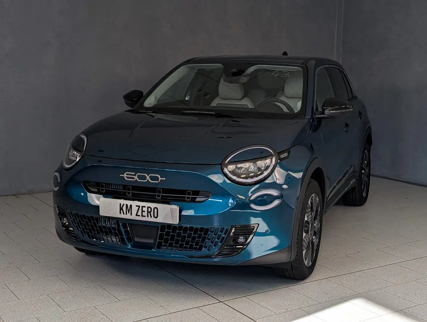 Fiat 600 1.2 HYBRID 100CV AUTOMATIC LA PRIMA - 2