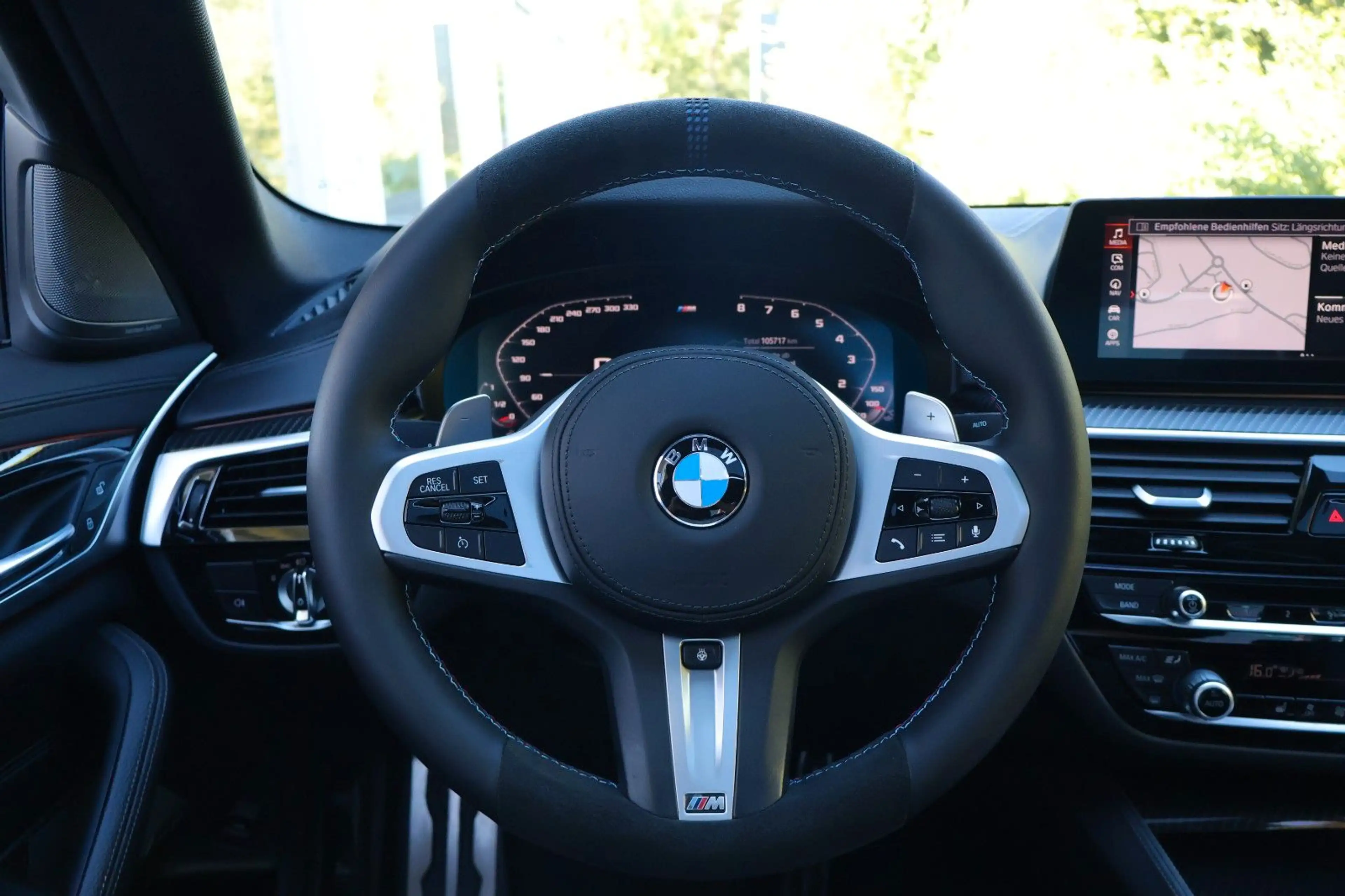BMW 550 i xDrive/H&K/HUD/SOFTCLOSE/CARPLAY/KAMERA — photo 15