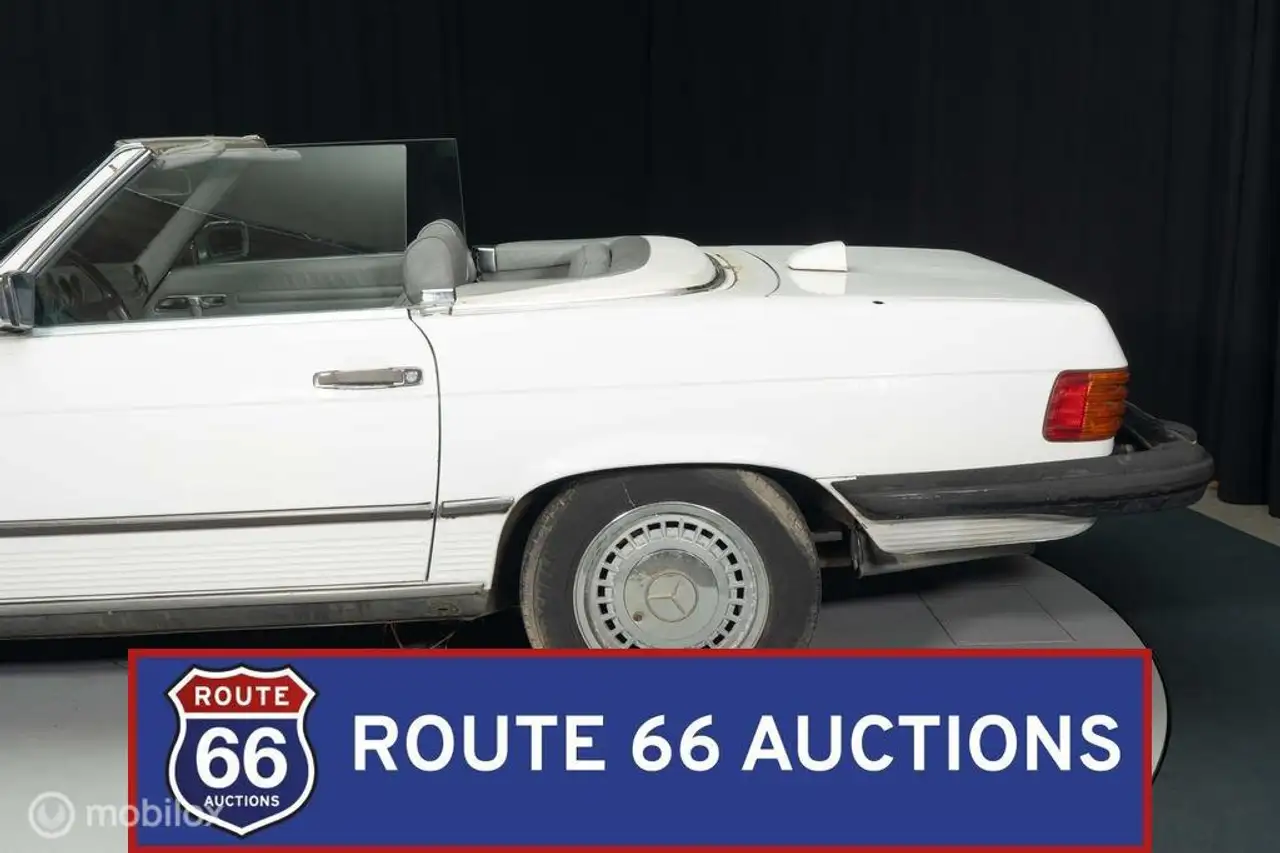 Mercedes-Benz SL 560, foto 7