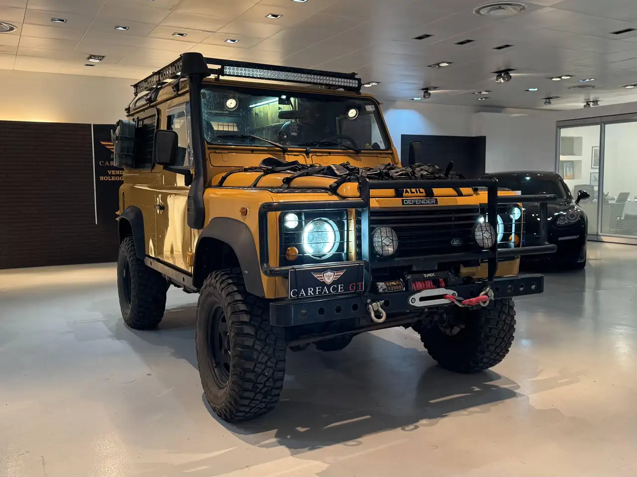 Land Rover Defender 90 2.5 td5 County SW, foto 3