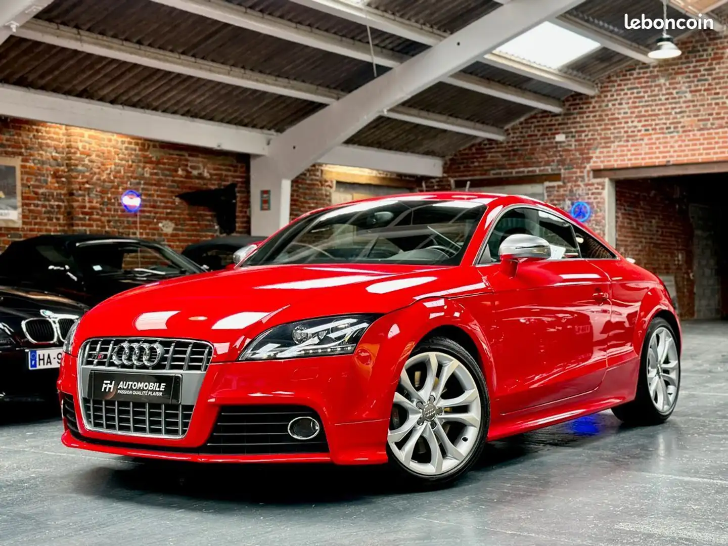 Audi TTS 2.0L 272 ch S-Tronic 51 970 kms Régulateur, Sièges Rouge - 1