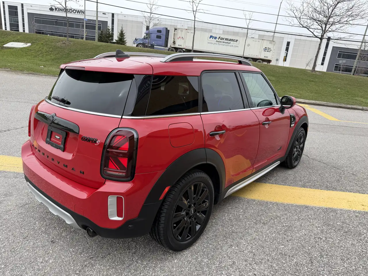 MINI Countryman снимка MINI Countryman