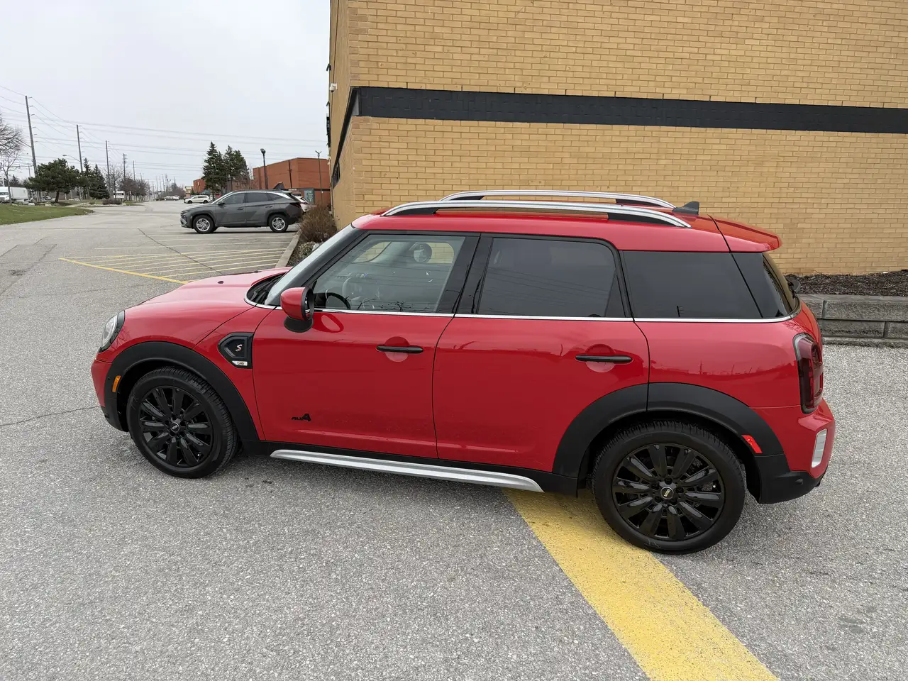 MINI Countryman снимка MINI Countryman