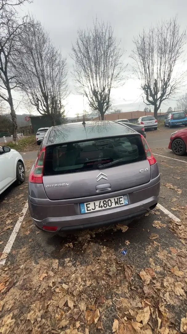 Citroen C4 Coupé HDi 92 - 2