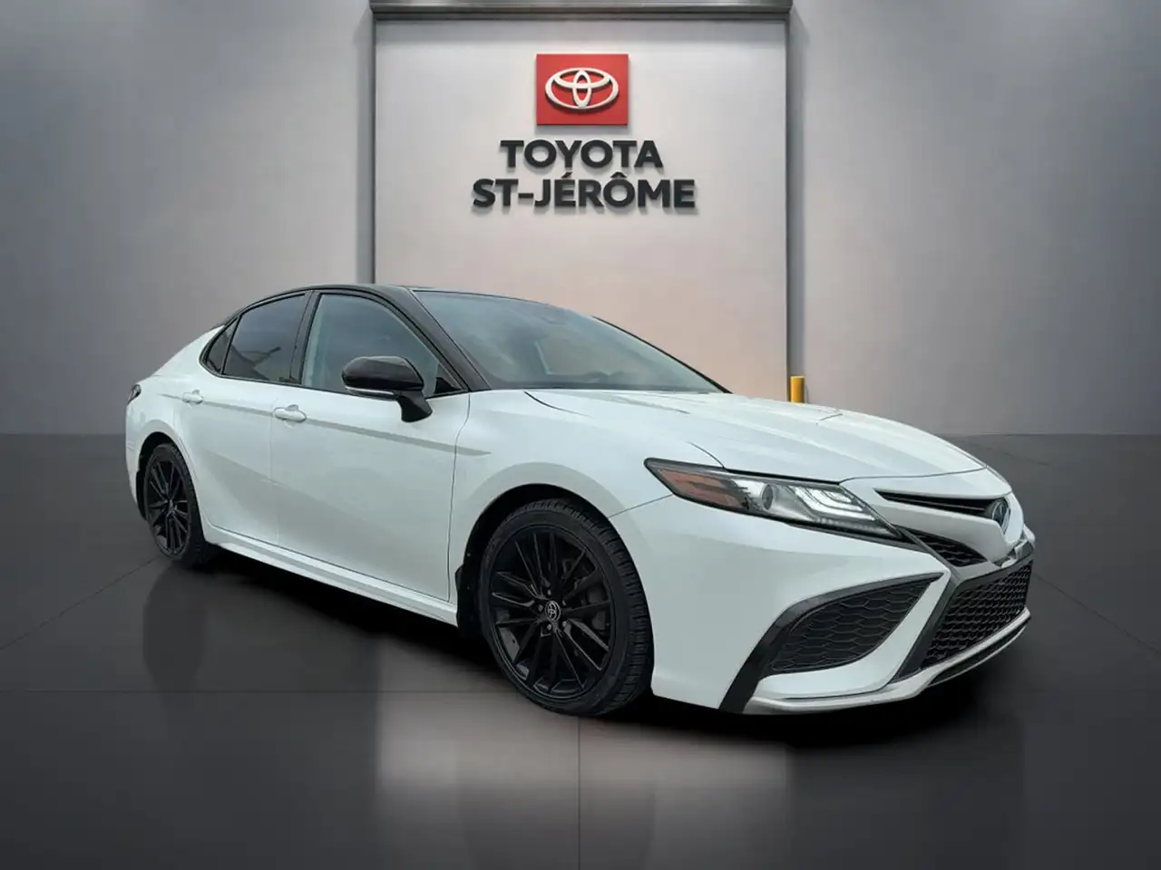 Toyota Camry снимка Toyota Camry
