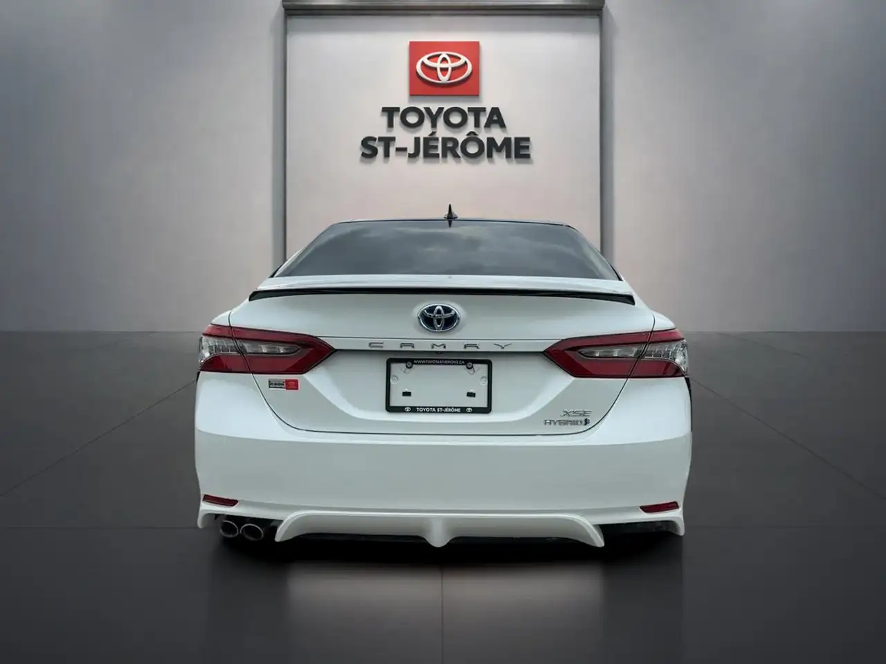 Toyota Camry снимка Toyota Camry