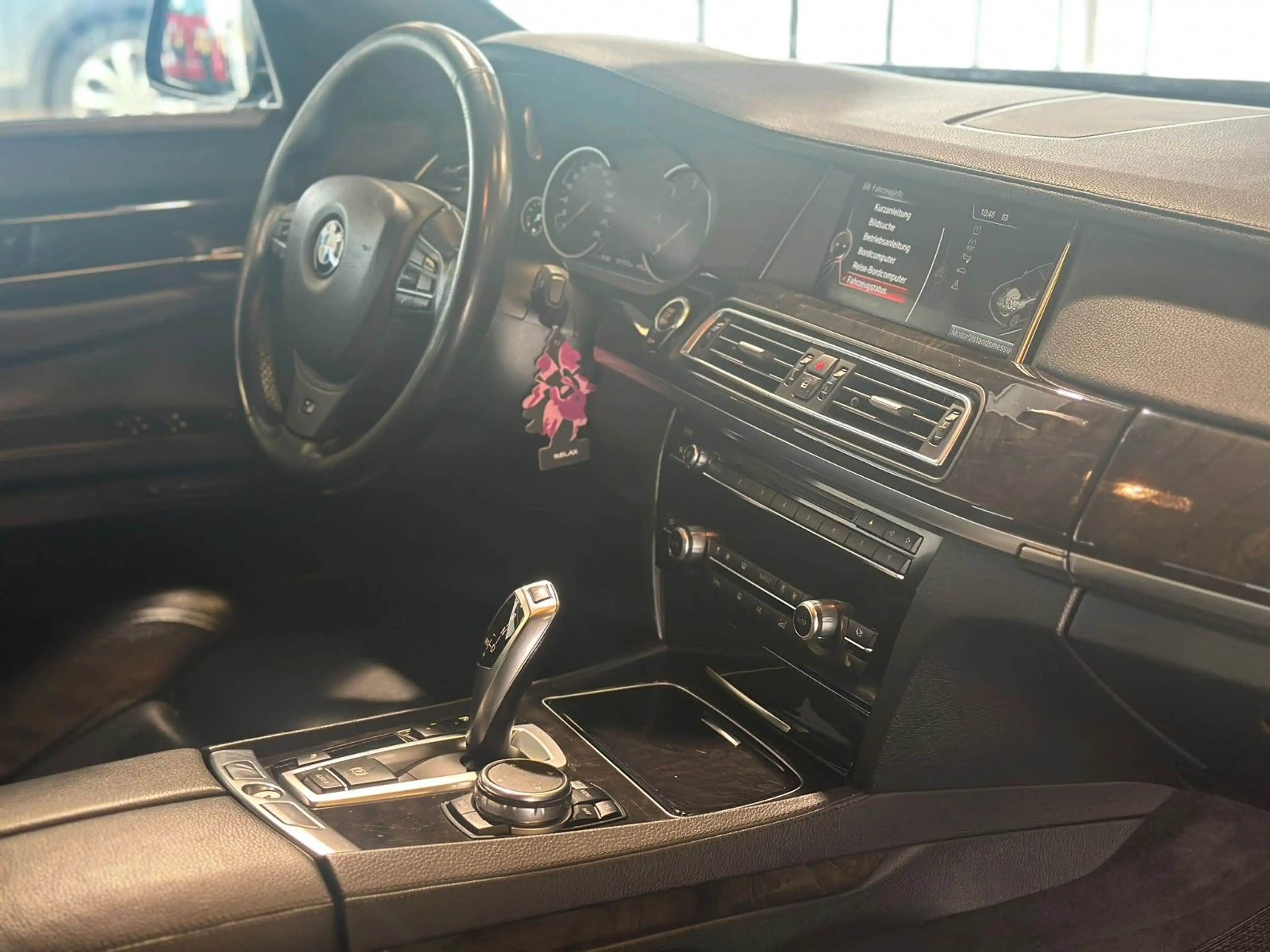 BMW 740 d | Head-Up | M-Paket | Totwinkel  | ACC — photo 15