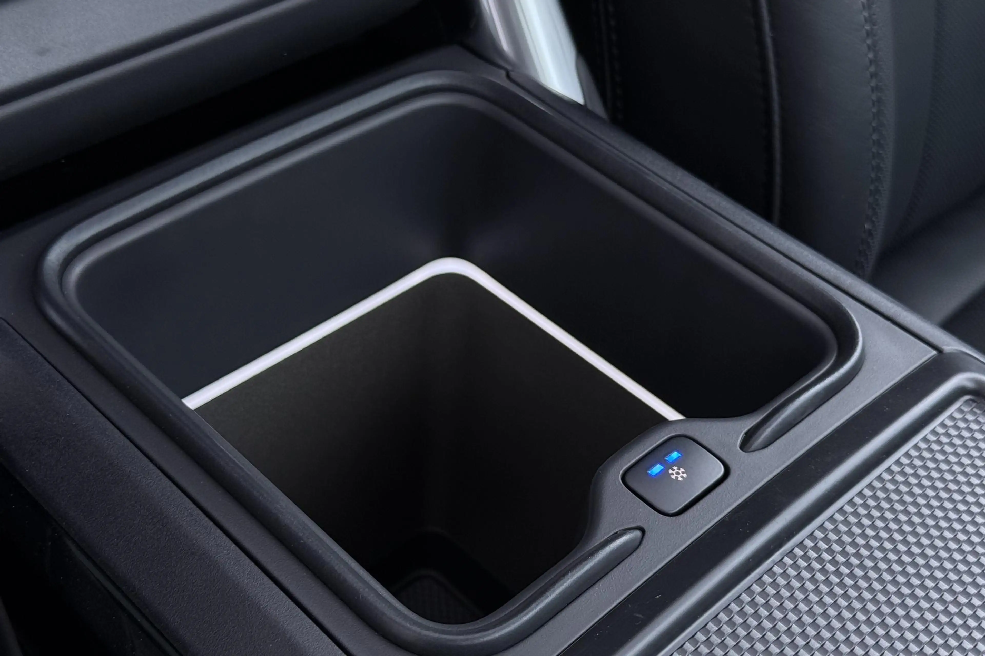 Land Rover Range Rover 3.0 P550e Autobiography | 23 Inch | Meridian Signa — photo 40