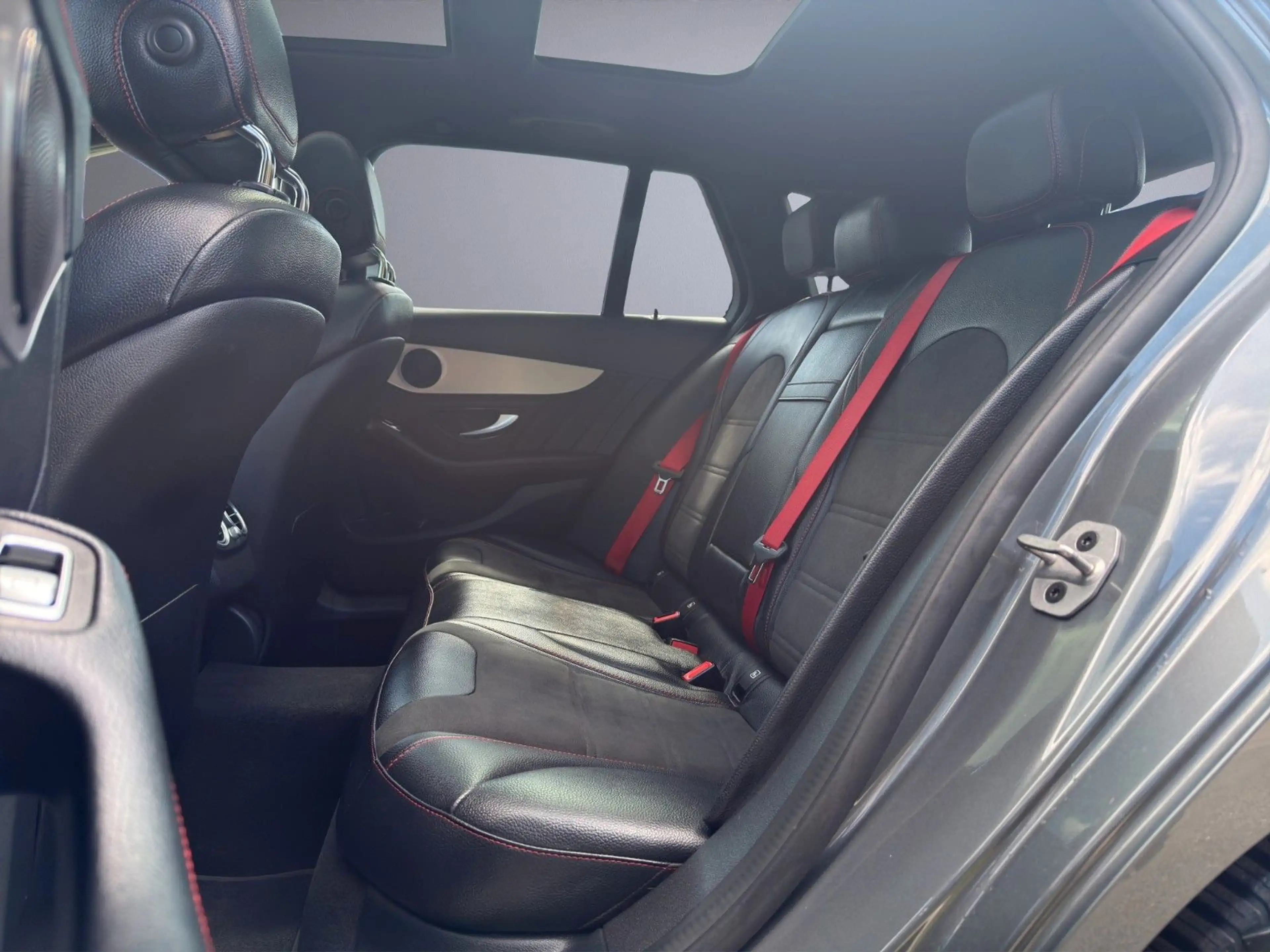 Mercedes-Benz C 43 AMG Multibeam/Night/Distronic/Pano/Virtual — photo 10