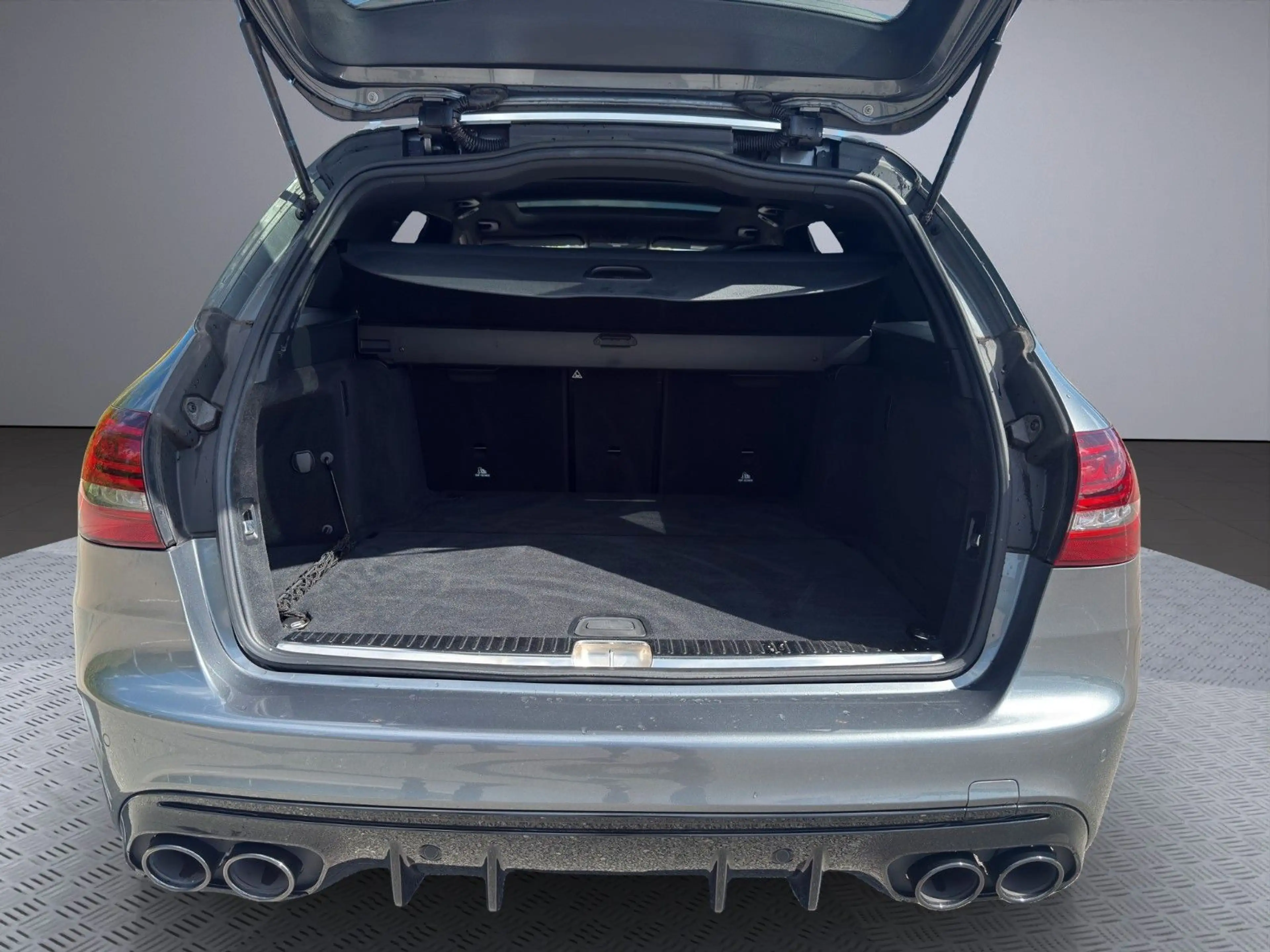 Mercedes-Benz C 43 AMG Multibeam/Night/Distronic/Pano/Virtual — photo 11