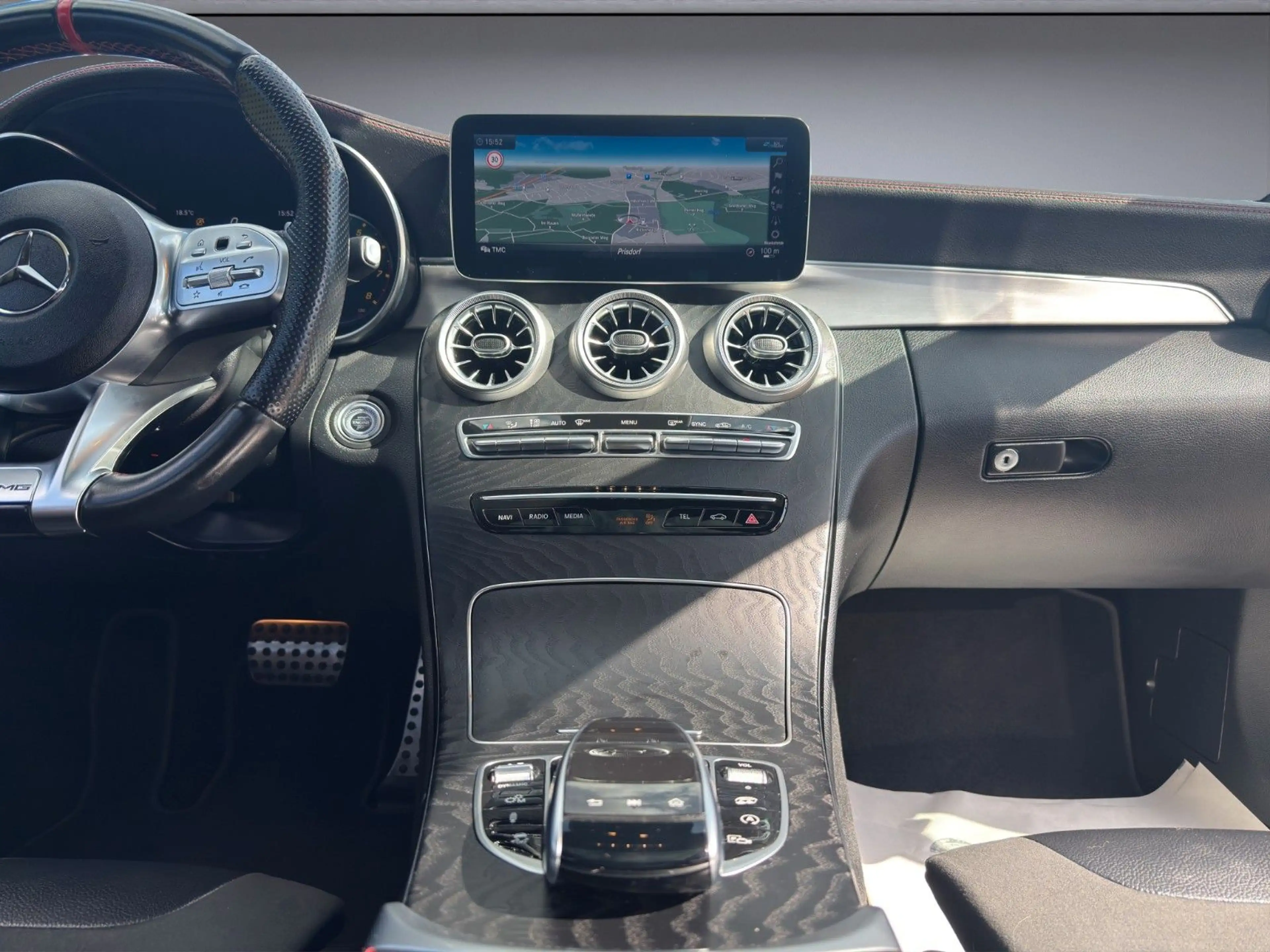 Mercedes-Benz C 43 AMG Multibeam/Night/Distronic/Pano/Virtual — photo 15