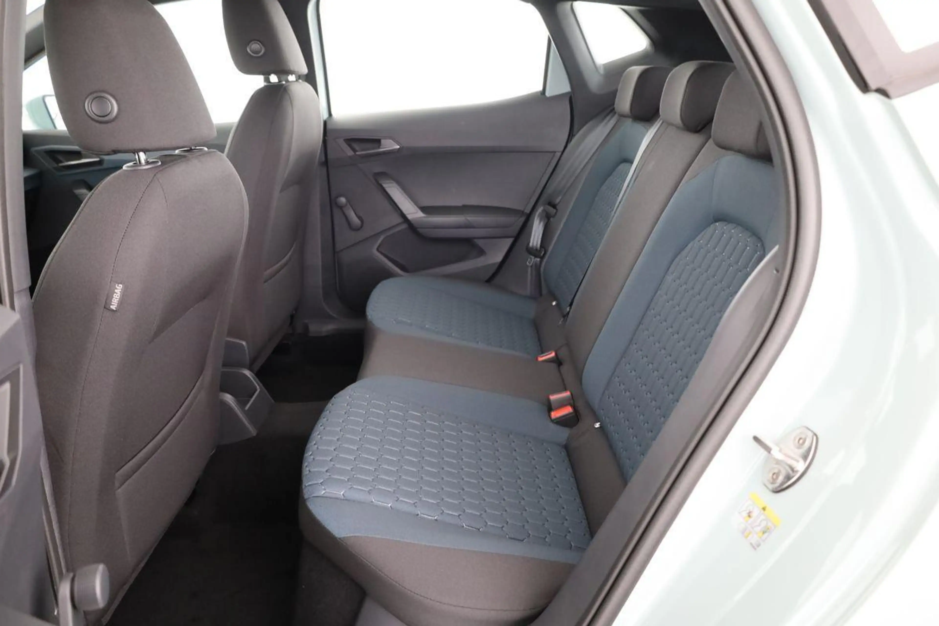 SEAT Ibiza 1.0 TSI 70 kW Style Style, Facelift, ACC, Kamer... — photo 10