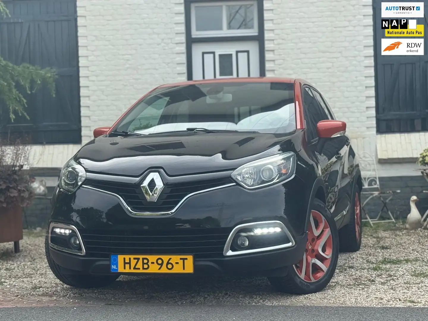 Renault Captur 1.2 TCe Xmod|Camera|Dealer onderhouden|Automaat|Ke Negro - 1