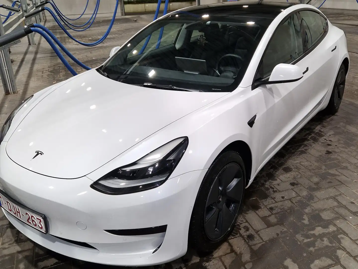 Tesla Model 3 Model 3 Standard Reichweite Plus Hinterradantrieb Blanc - 1