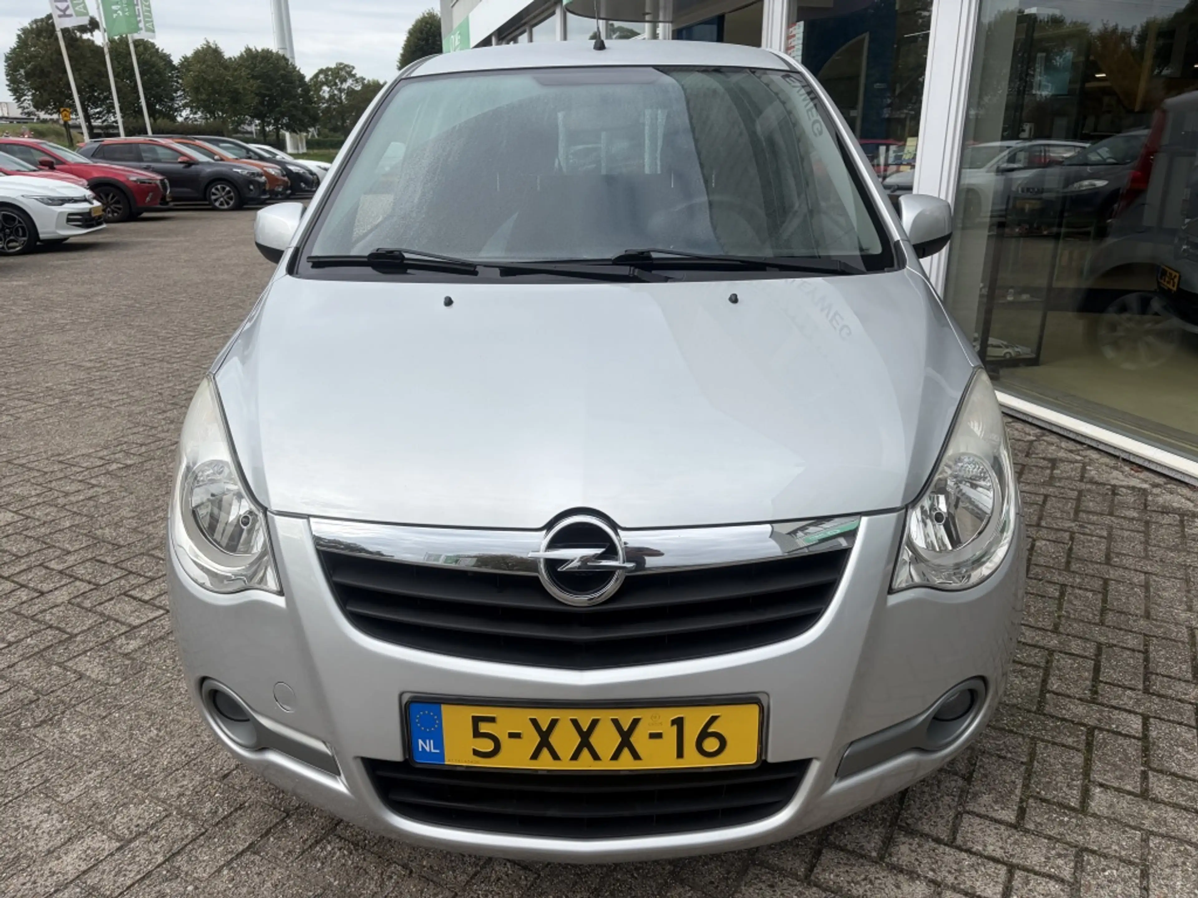 Opel Agila 1.2 Edition, Airco, Radio/cd Lm velg — photo 3