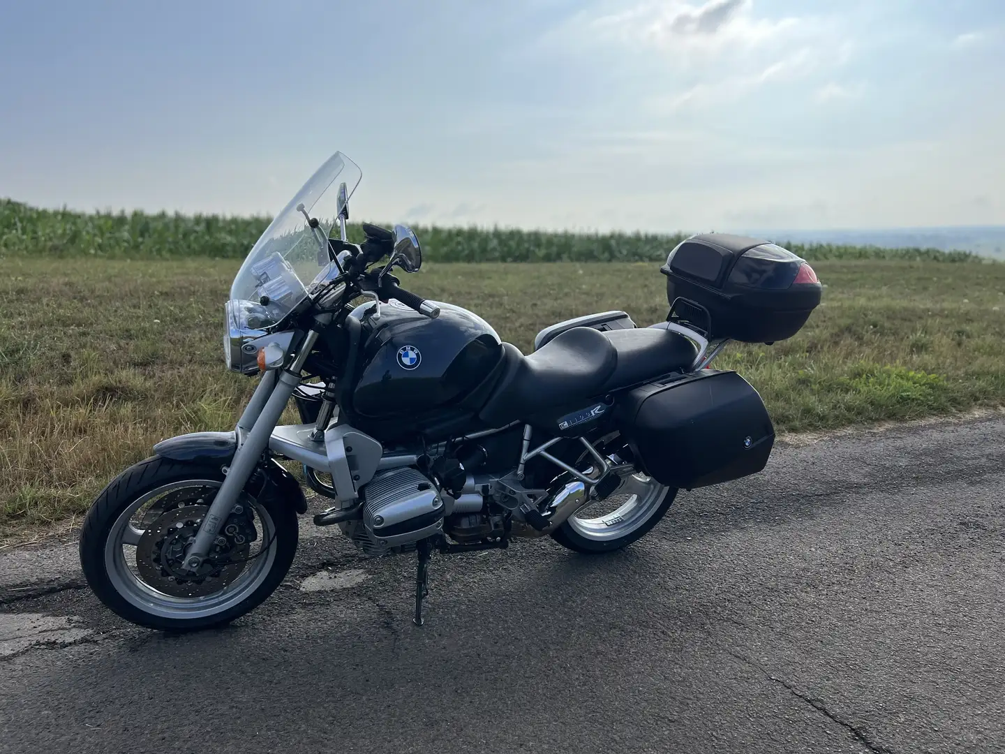 BMW R 1100 R Negro - 2