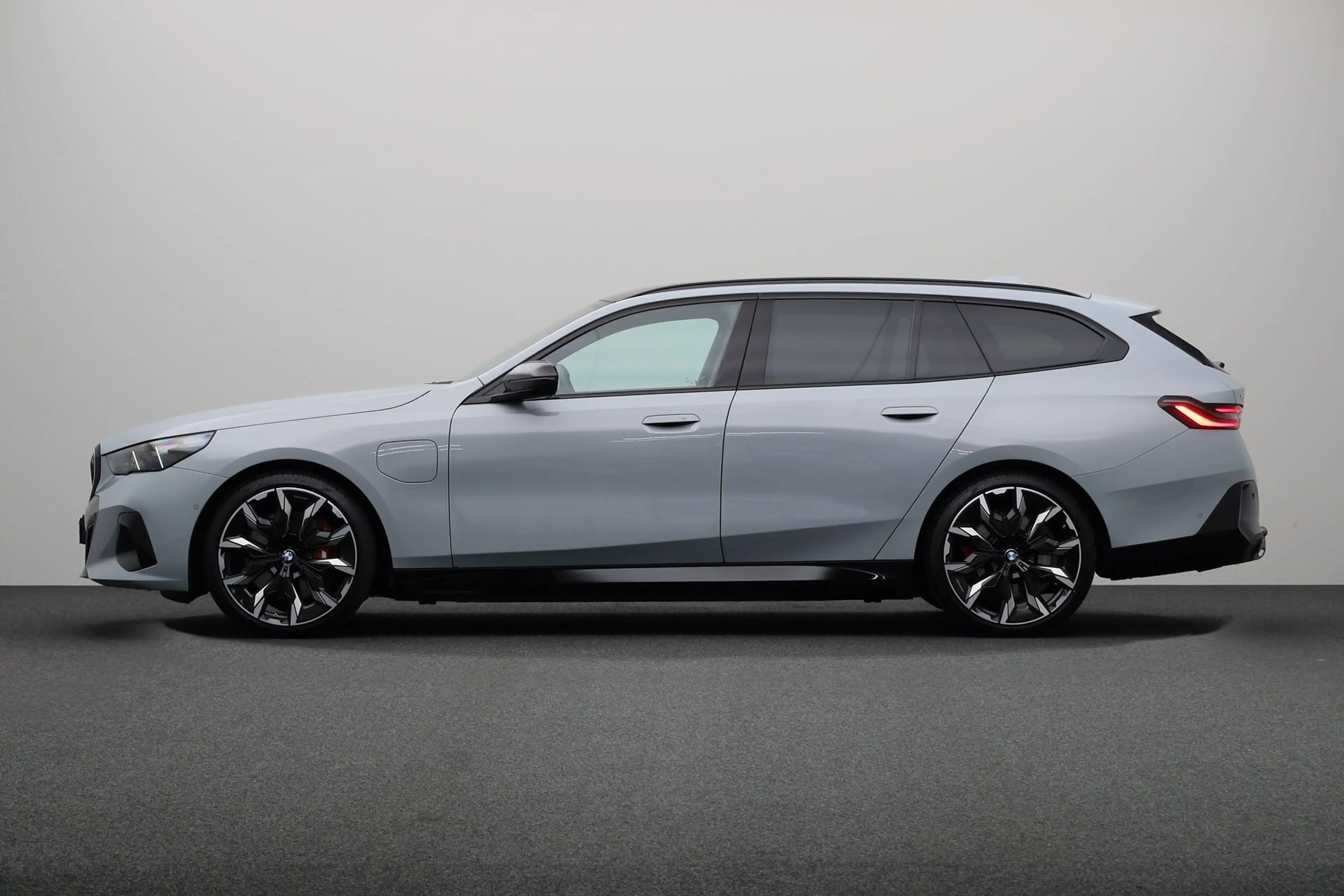 BMW 550 5-serie Touring 550e xDrive | M-Sport Stoelen | Ad — photo 12